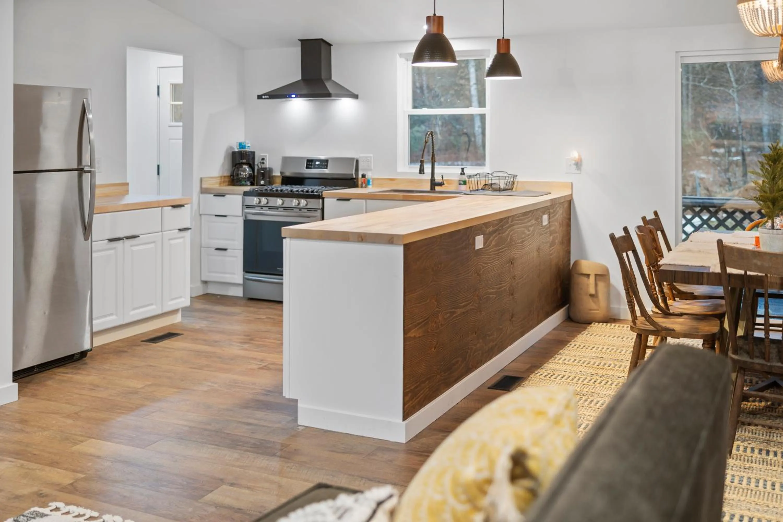 Kitchen or kitchenette in Wolfjaw Lodge