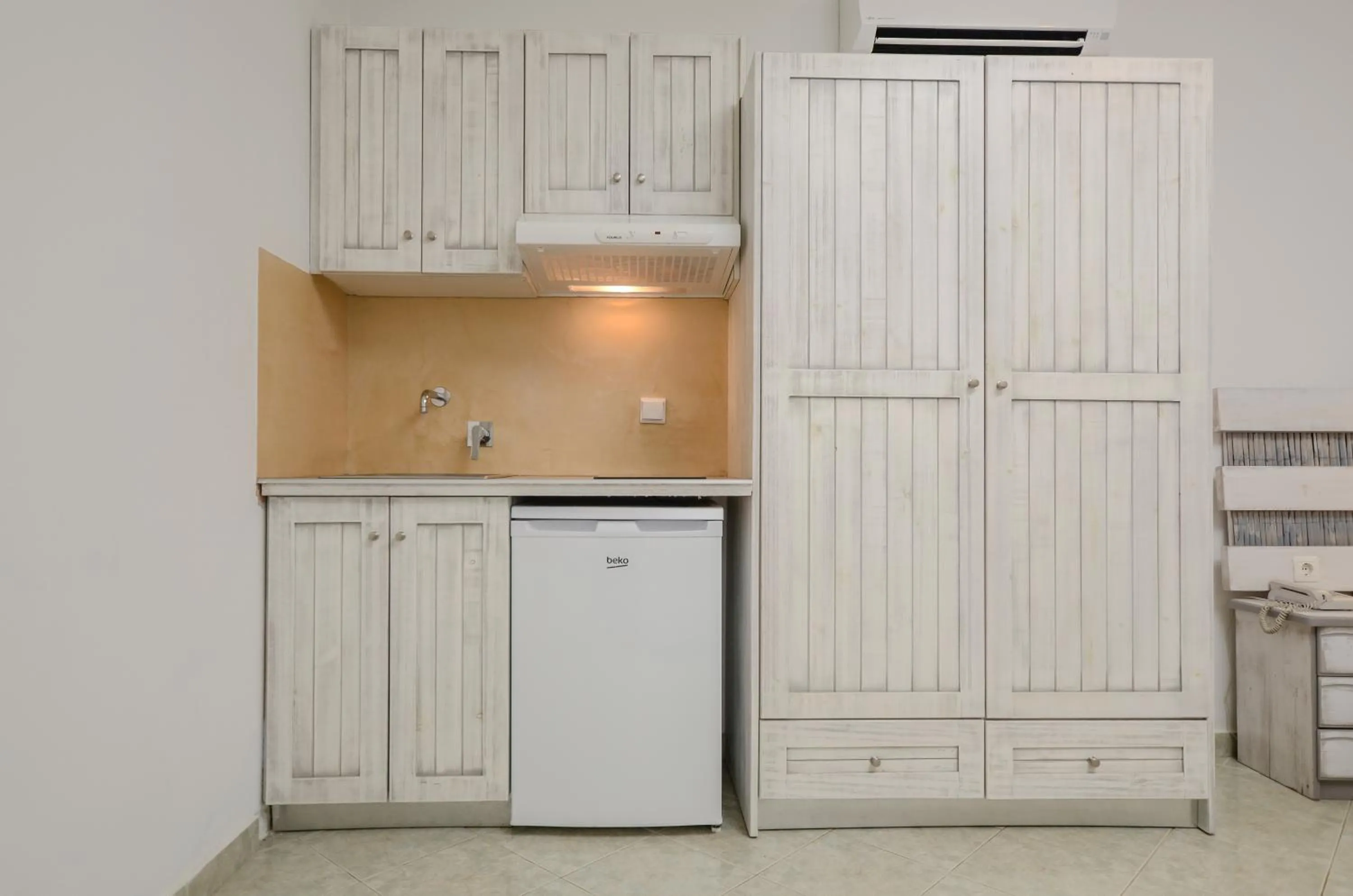 Kitchen or kitchenette in Agios Prokopios Hotel