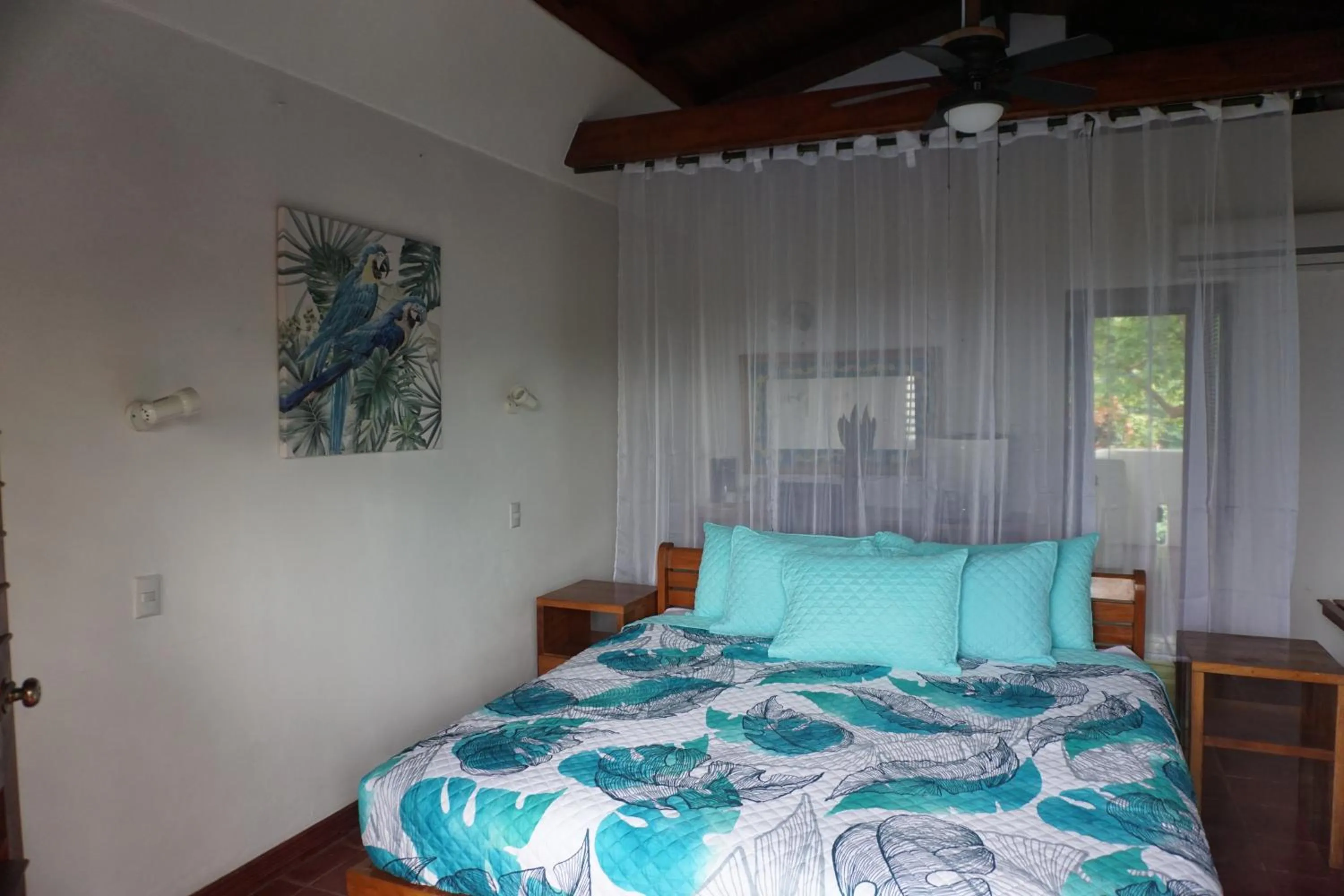 Bed in Hotel Planeta Sano