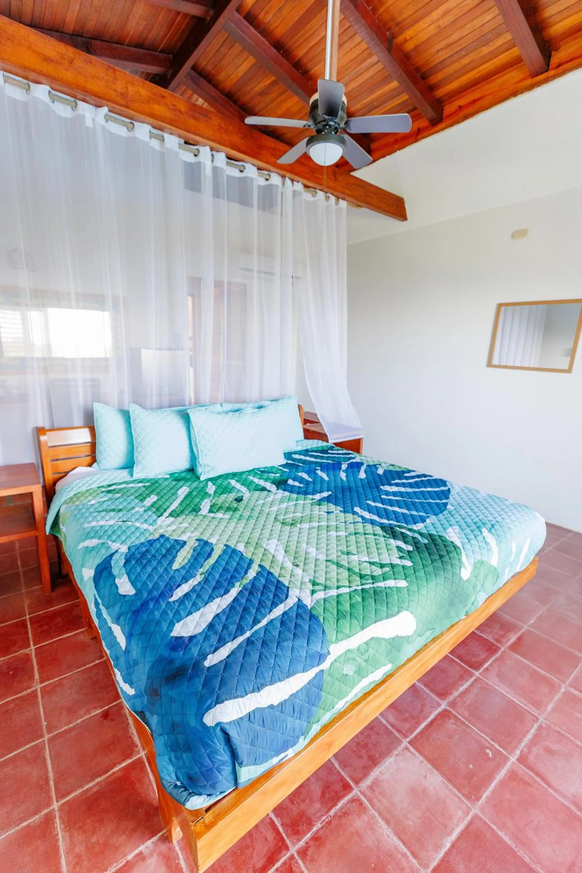 Photo of the whole room, Bed in Hotel Planeta Sano