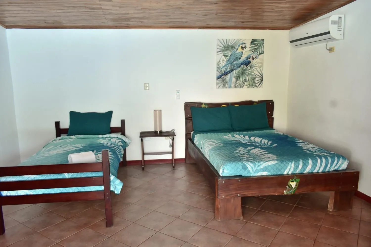 Bed in Hotel Planeta Sano