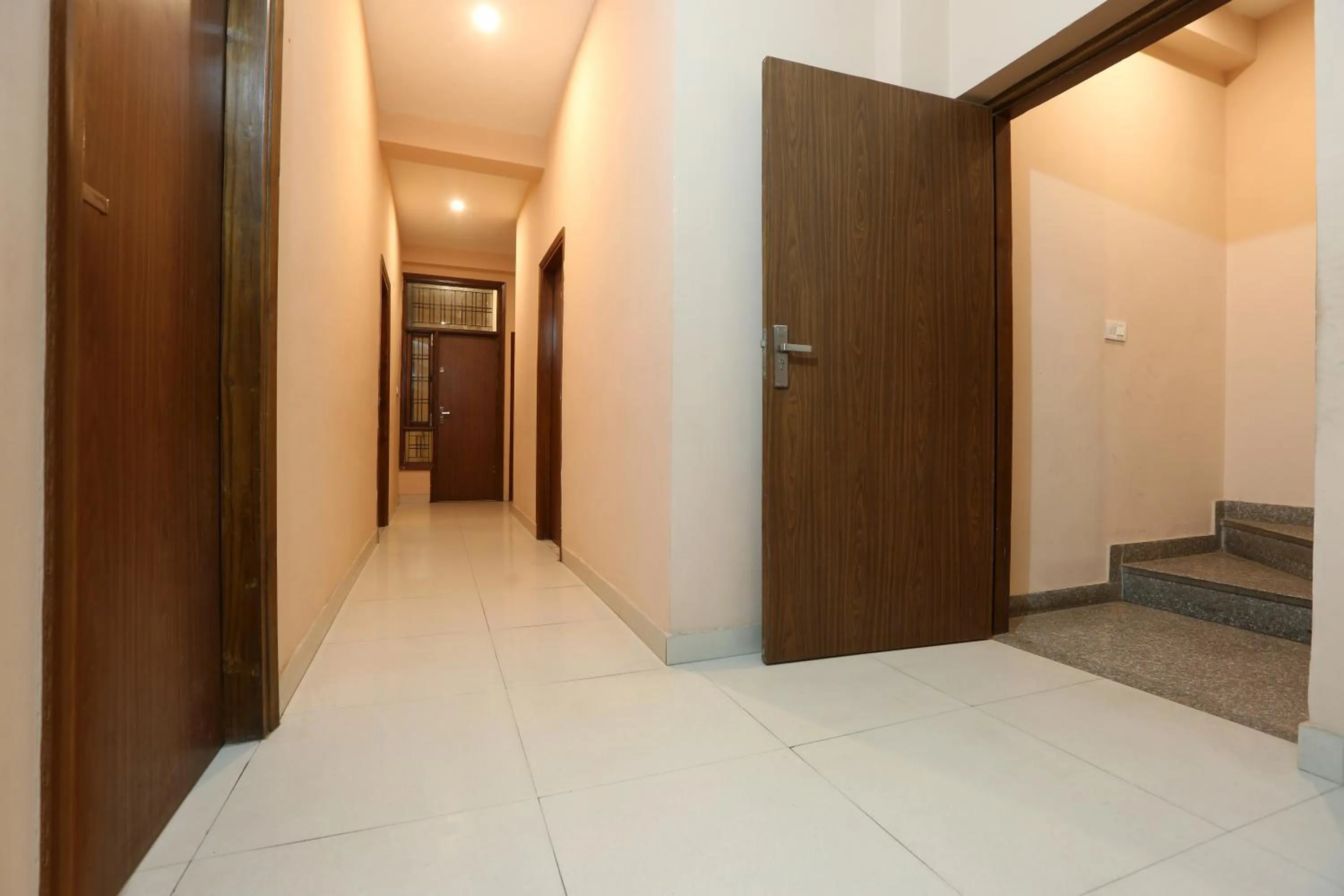 Lobby or reception in Hotel Surya Palace By Aura