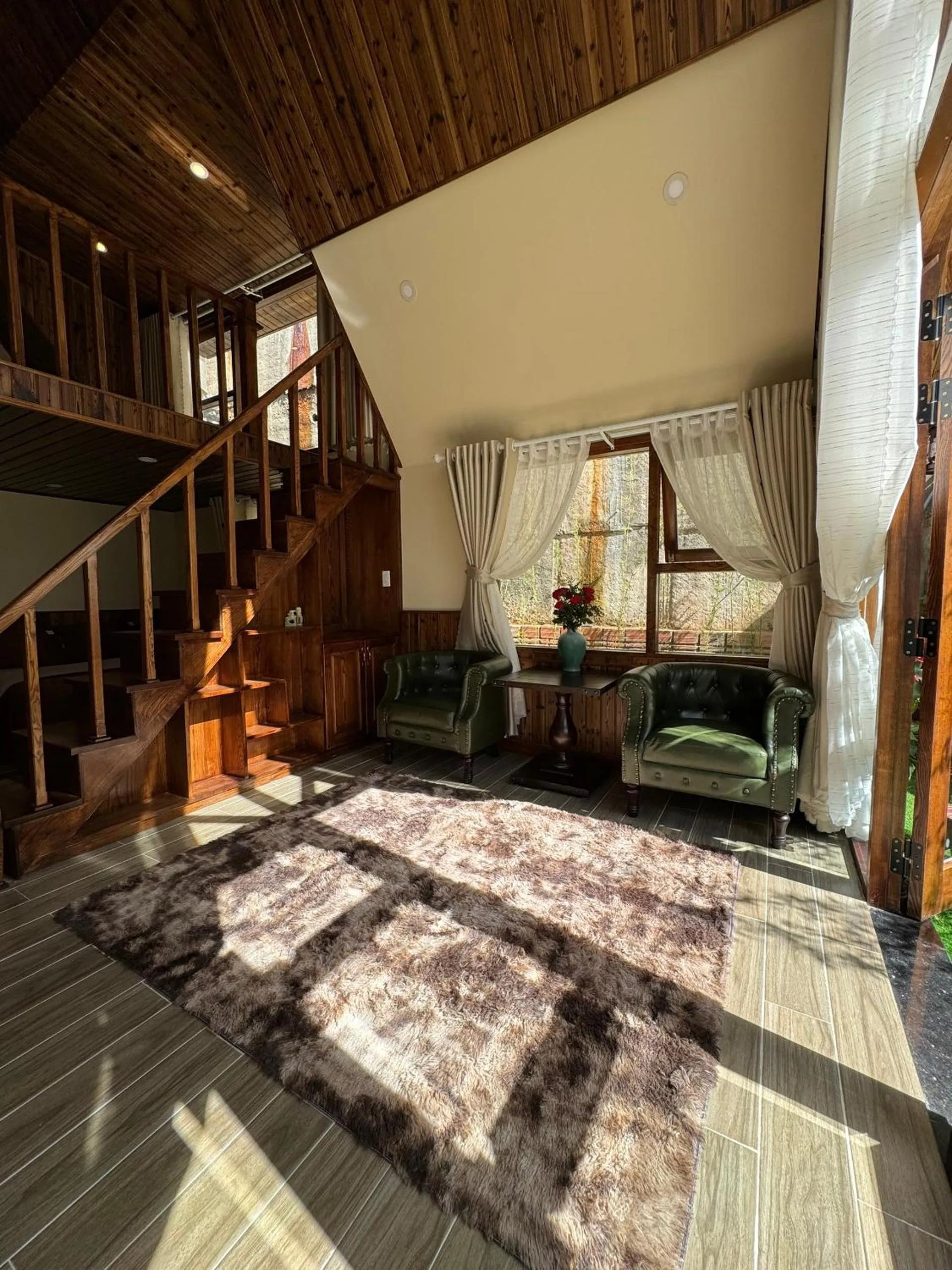 Photo of the whole room in Nhà Sói Homestay Da Lat