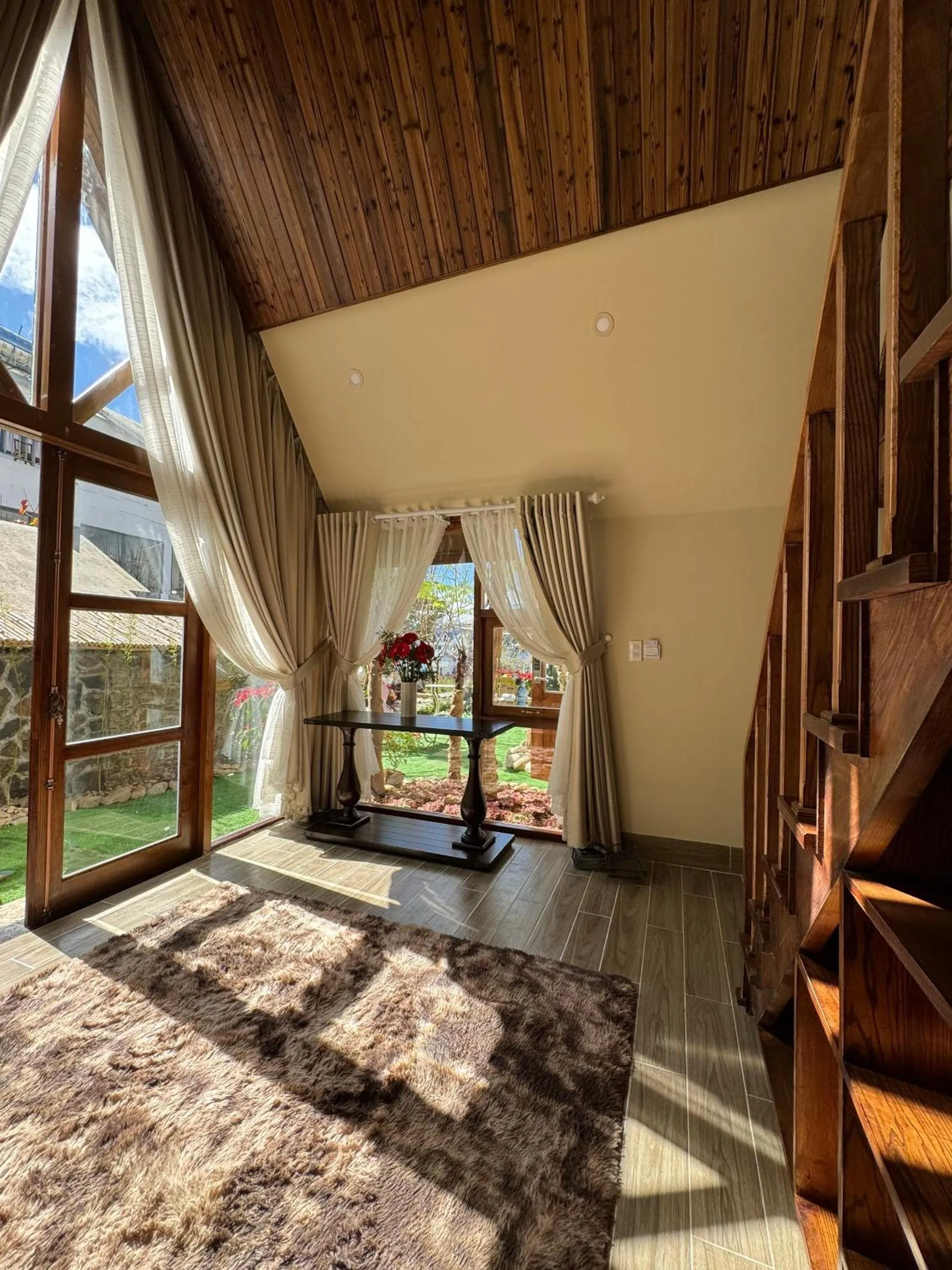 Photo of the whole room, Bed in Nhà Sói Homestay Da Lat