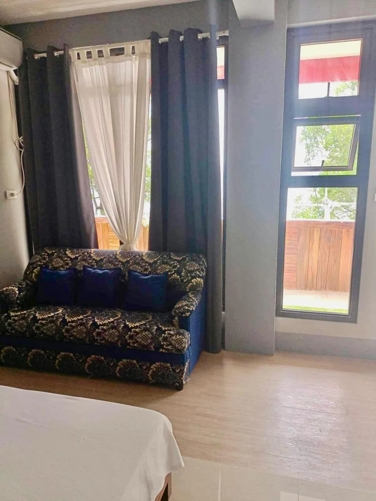 Photo of the whole room in El Krimphoff Resort