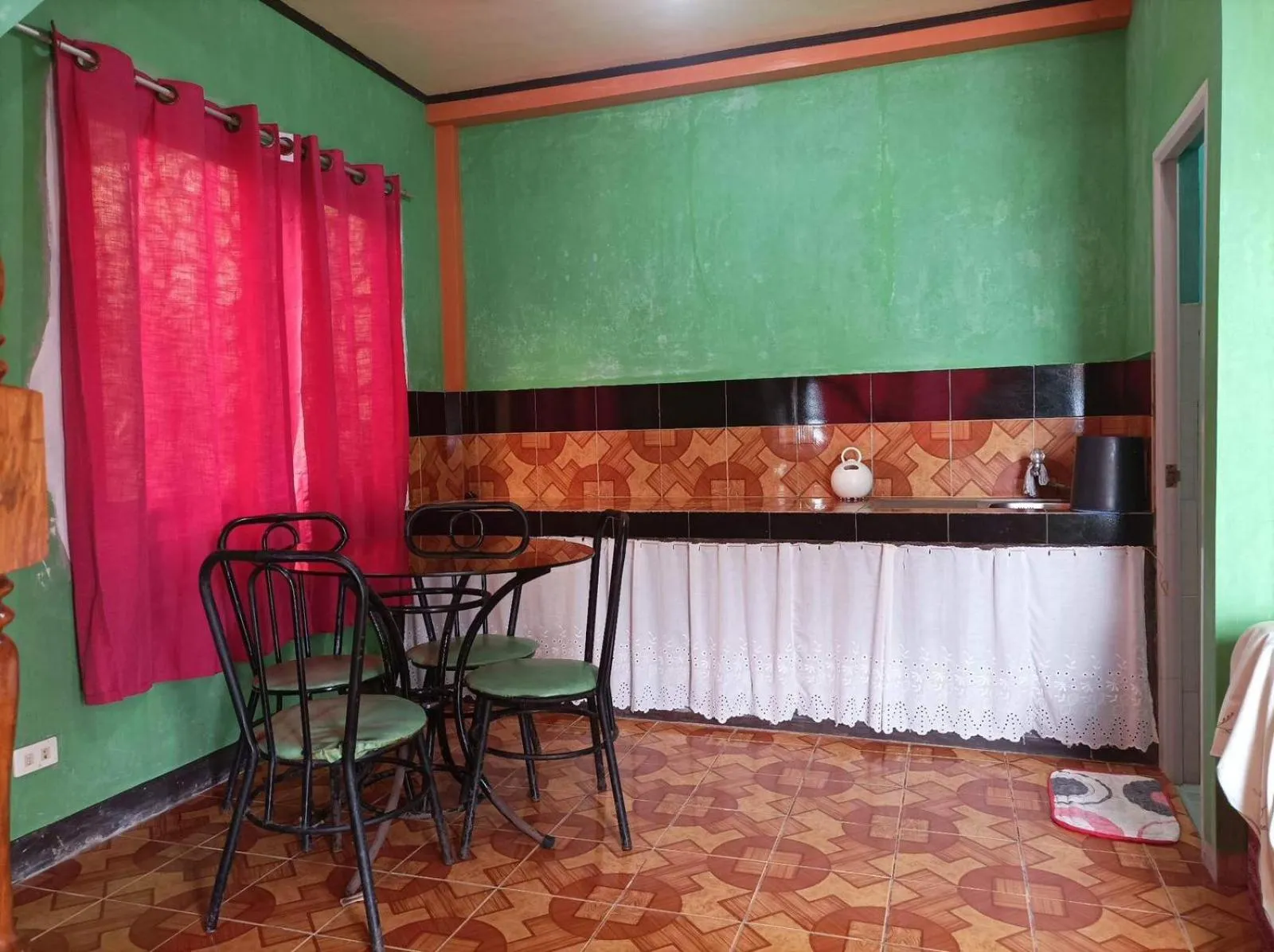 Dining area in El Krimphoff Resort