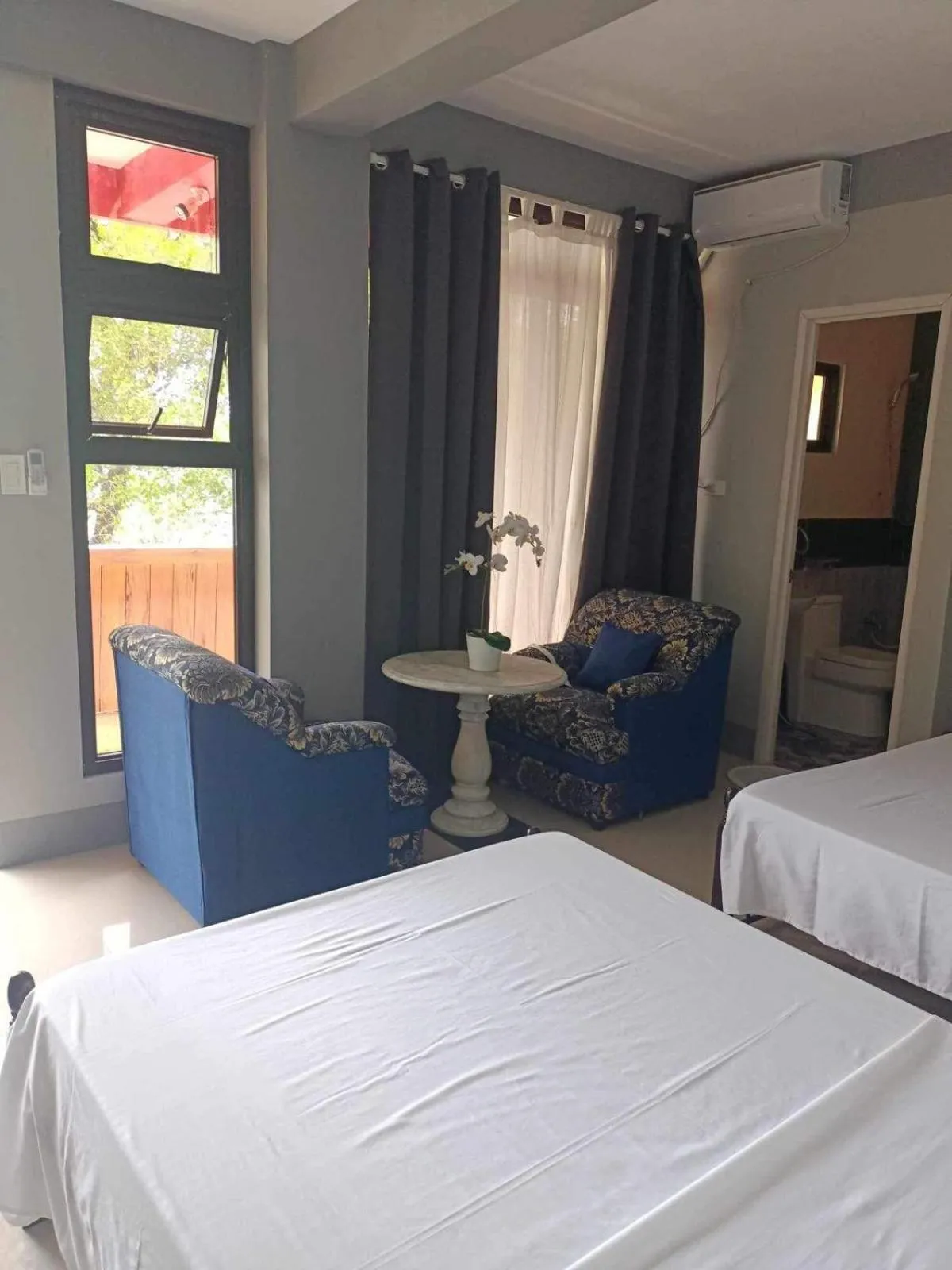 Seating area in El Krimphoff Resort