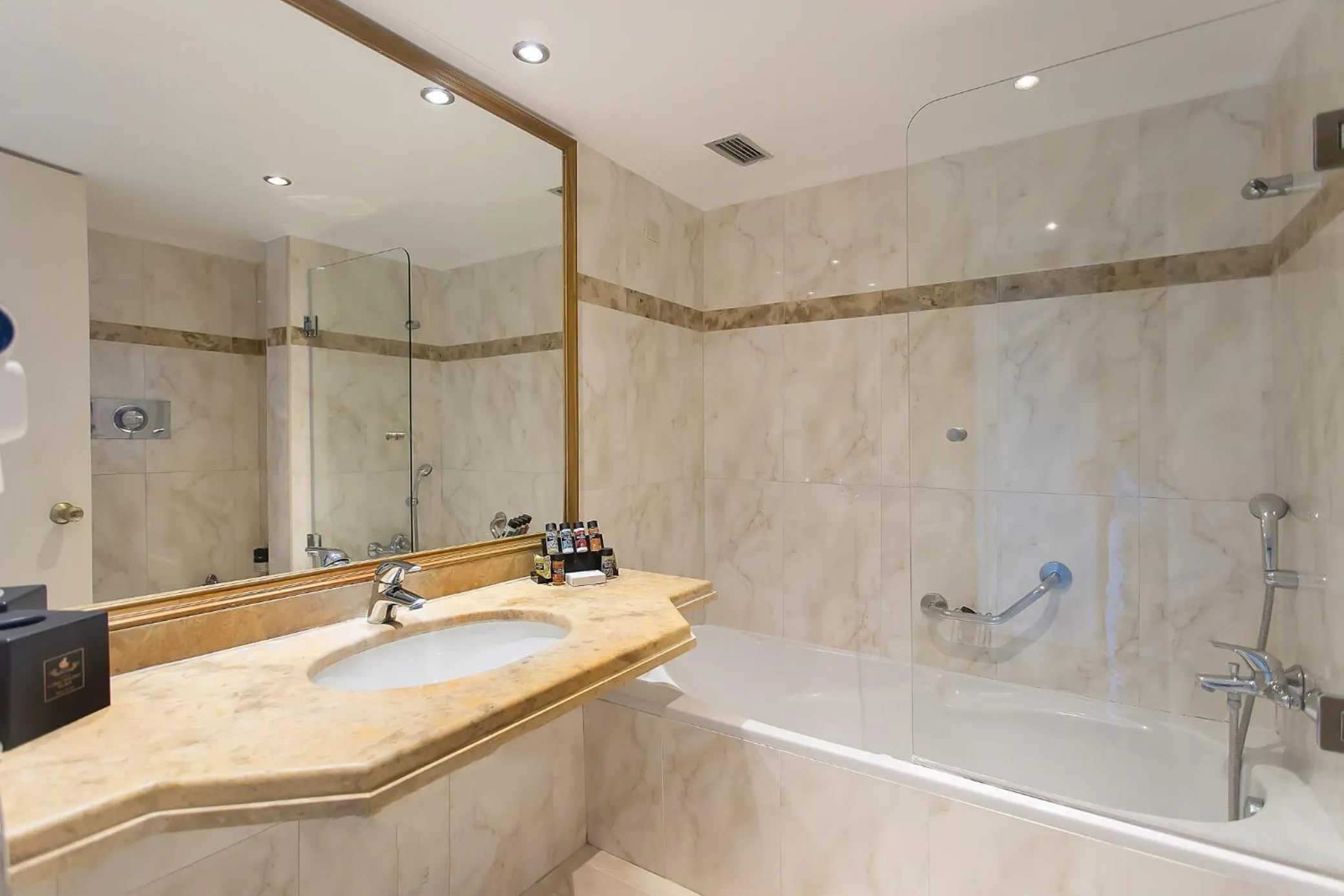 Bathroom in Corfu Holiday Palace