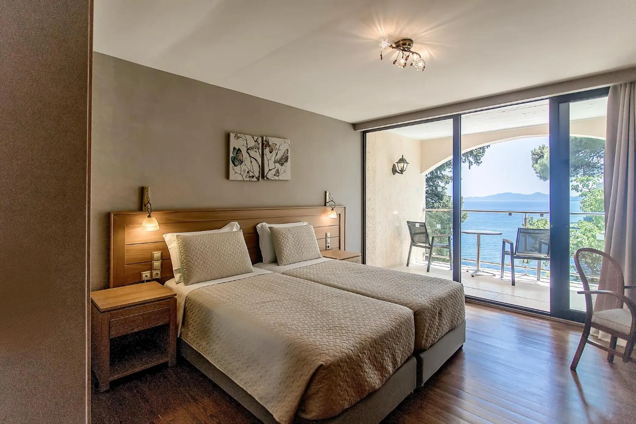 Bedroom, Bed in Corfu Holiday Palace