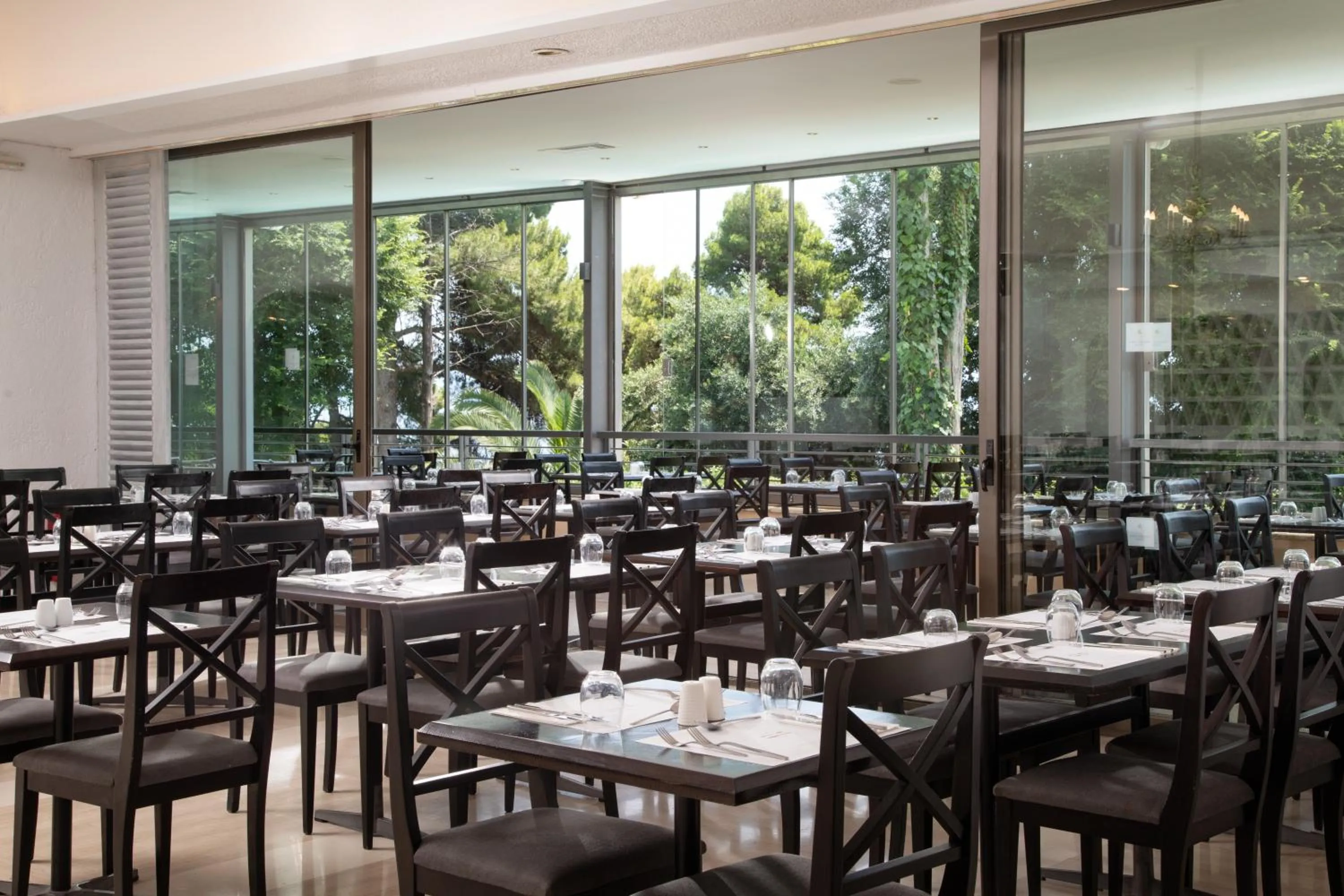 Restaurant/places to eat in Corfu Holiday Palace