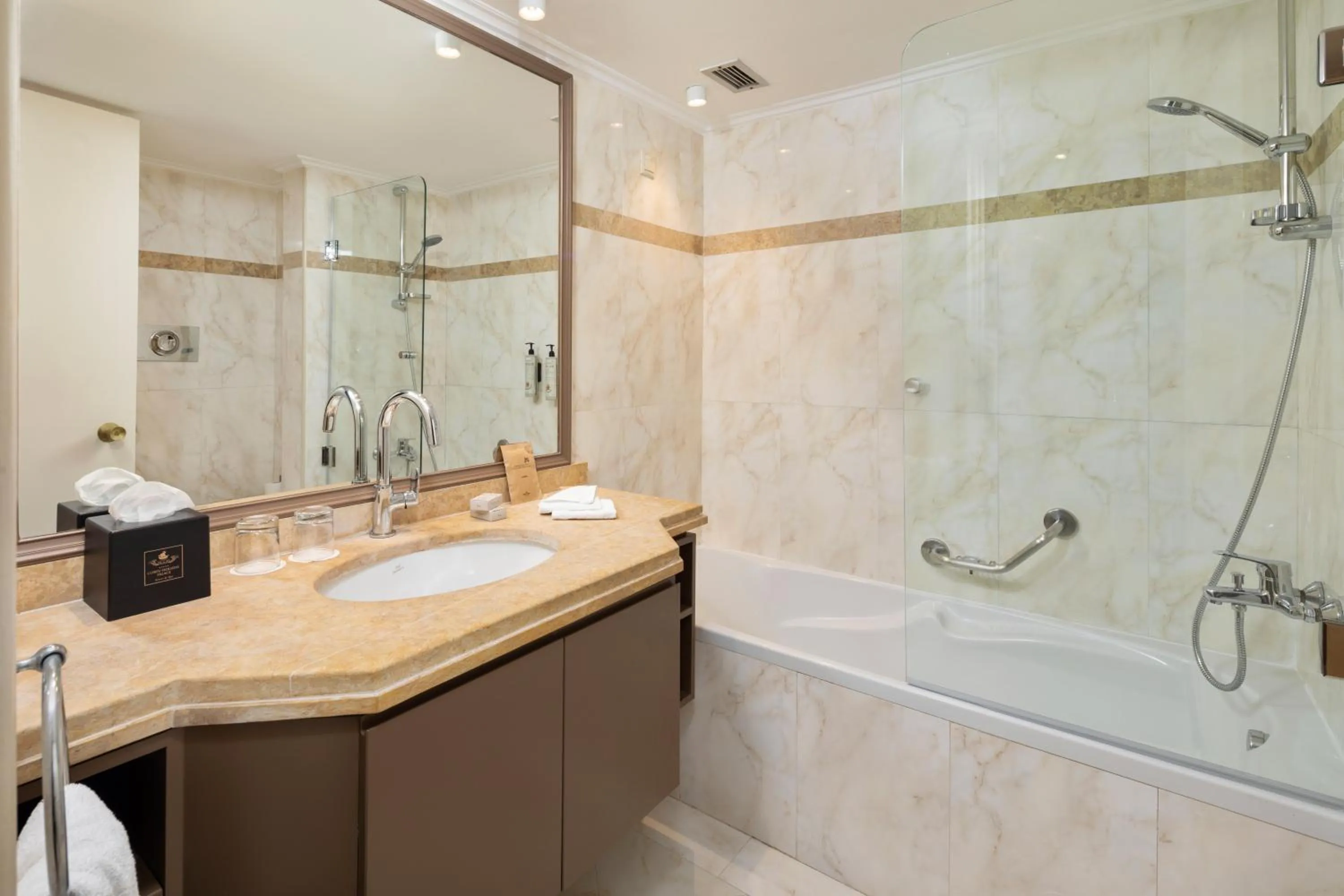 Bathroom in Corfu Holiday Palace