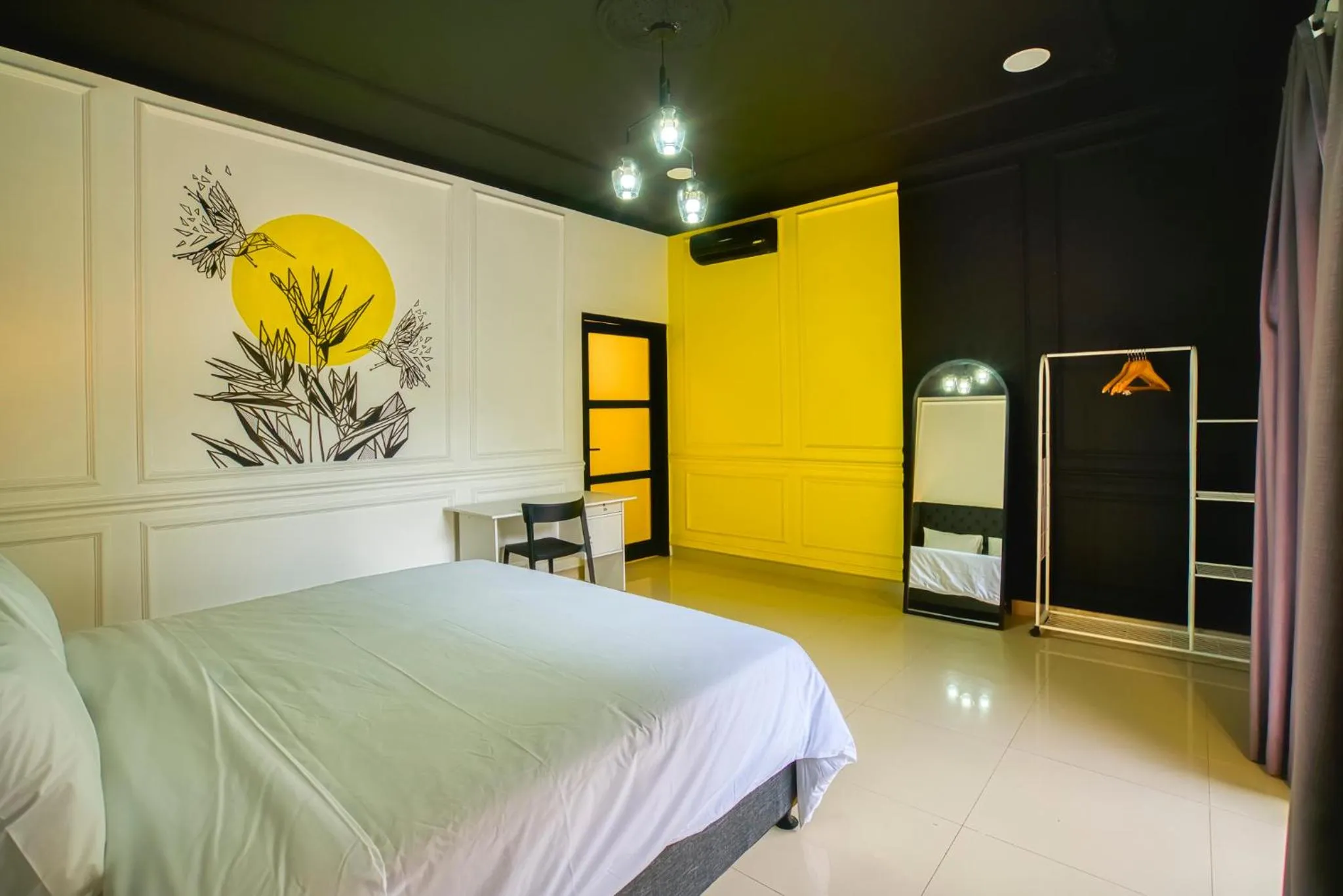 Bedroom, Bed in Villa Canberra - Seminyak