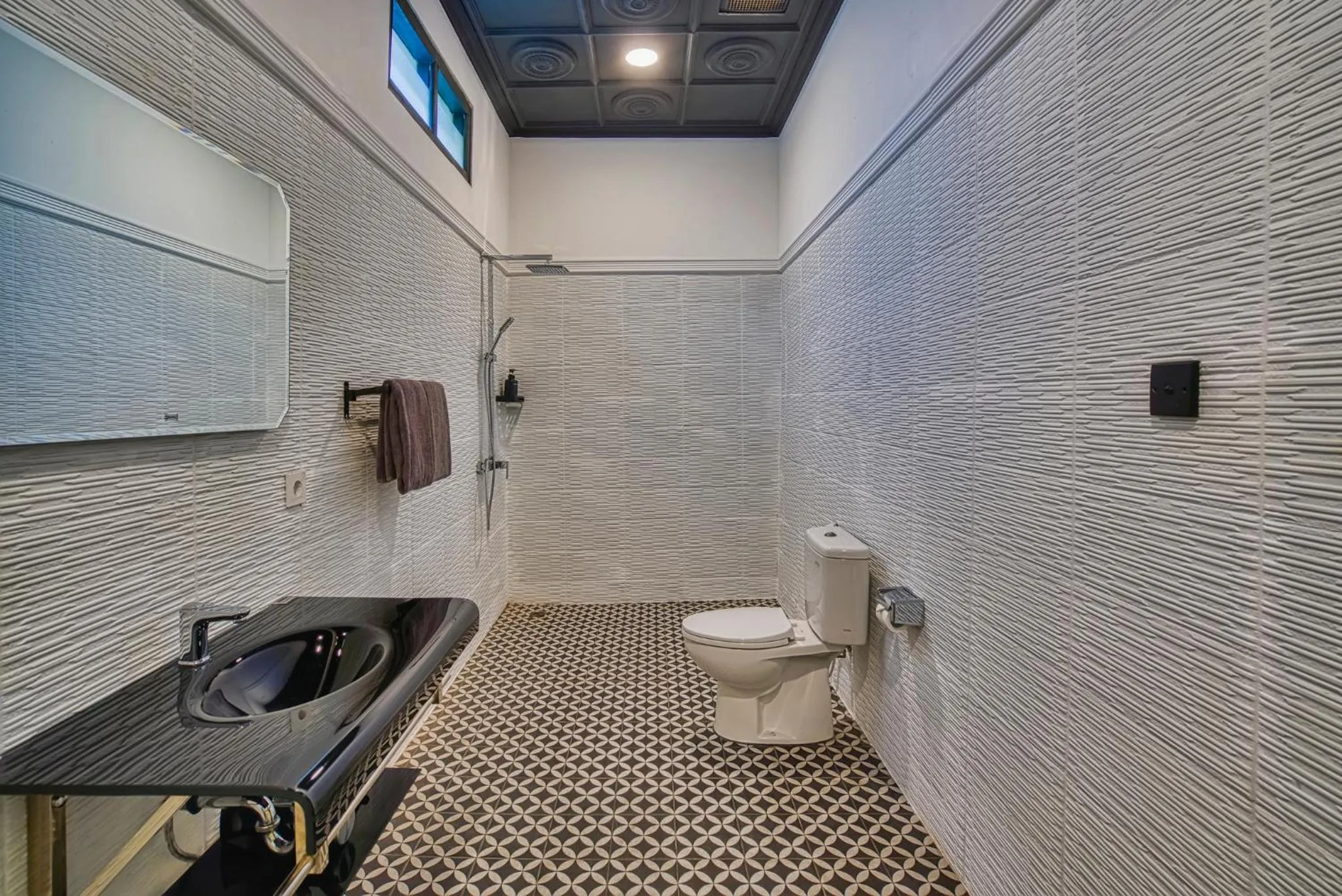 Shower in Villa Canberra - Seminyak