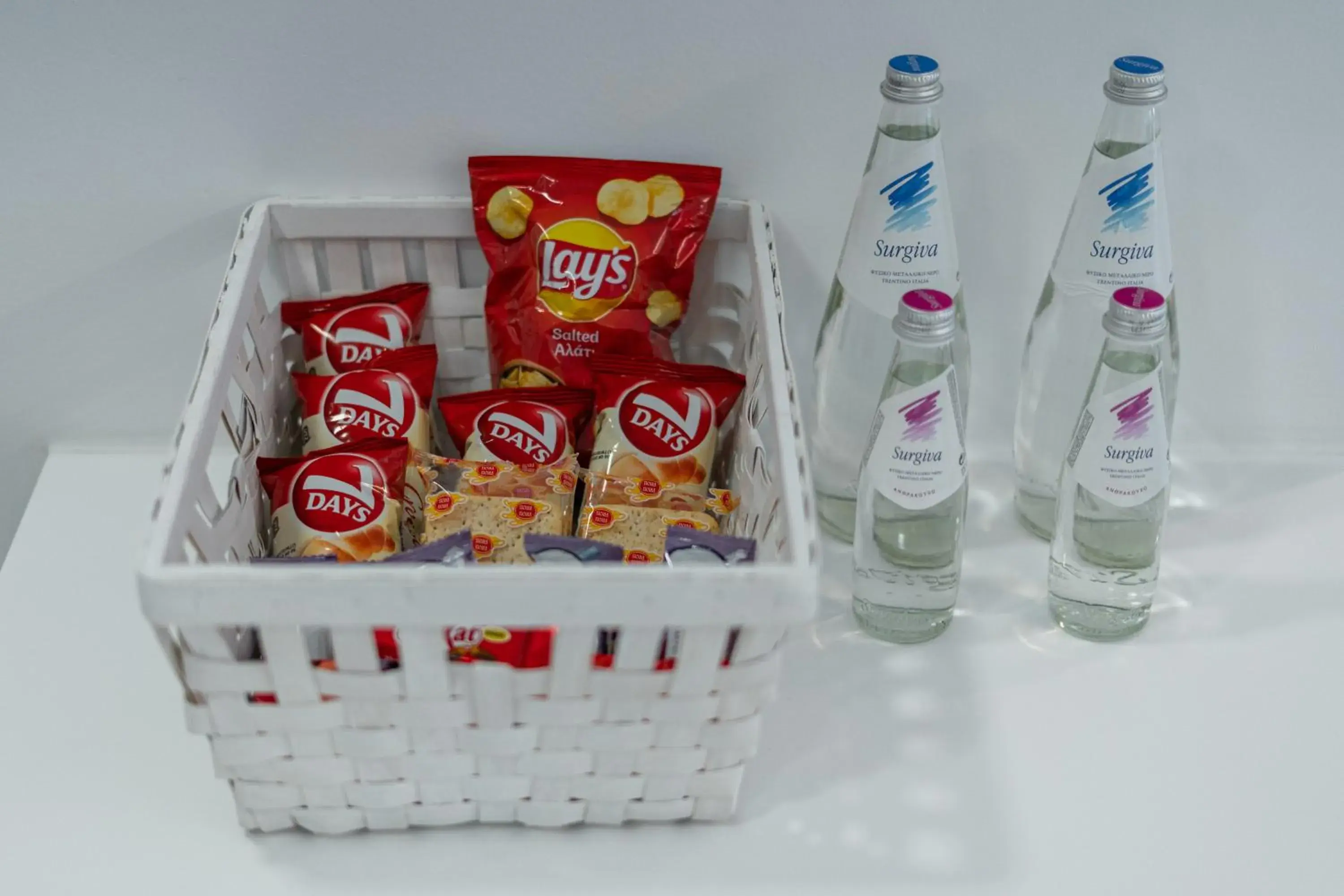 One-Bedroom Apartment with Terrace in Silver Park One-Bedroom Apartment with Terrace in Silver Park