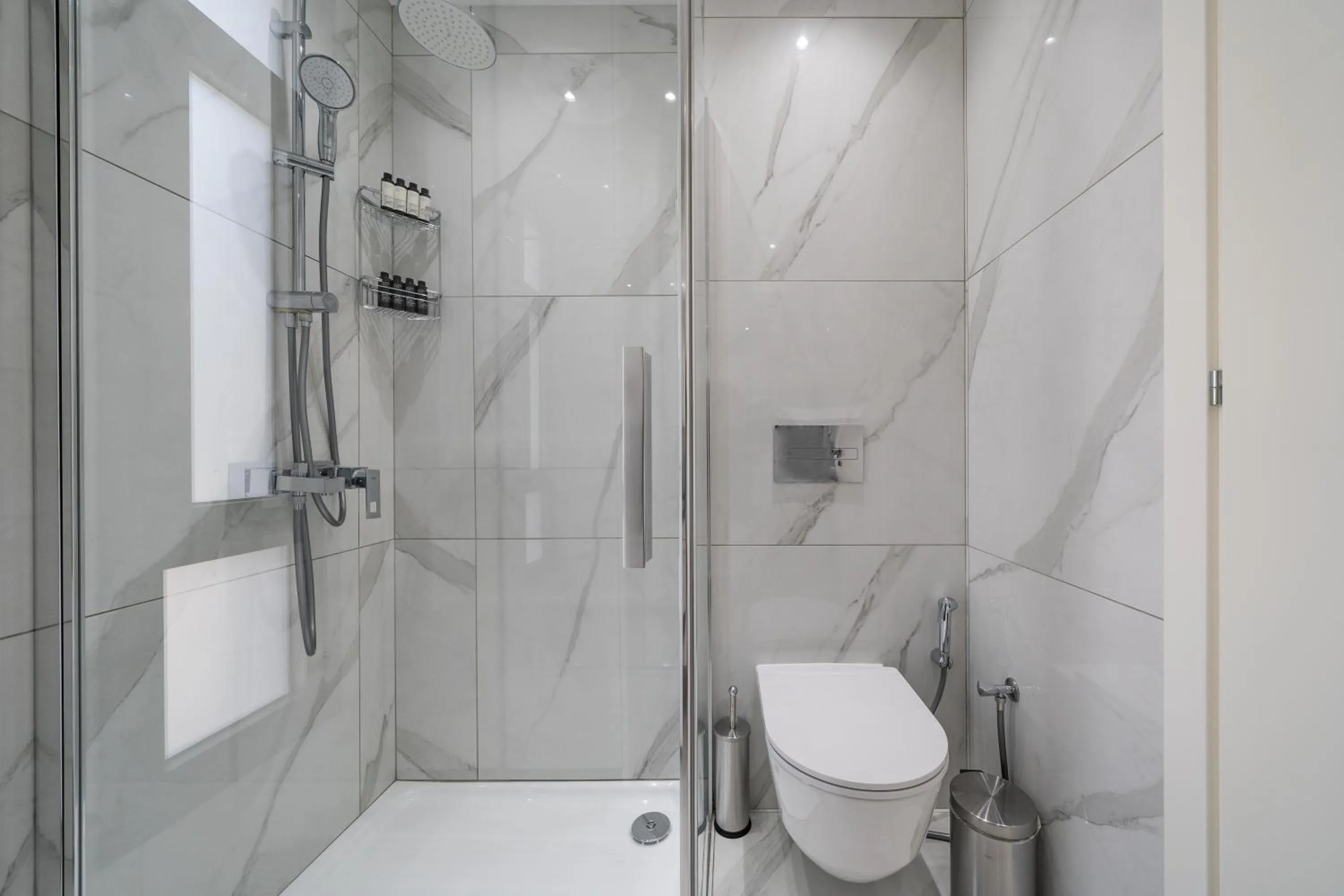 Shower in Silver Park