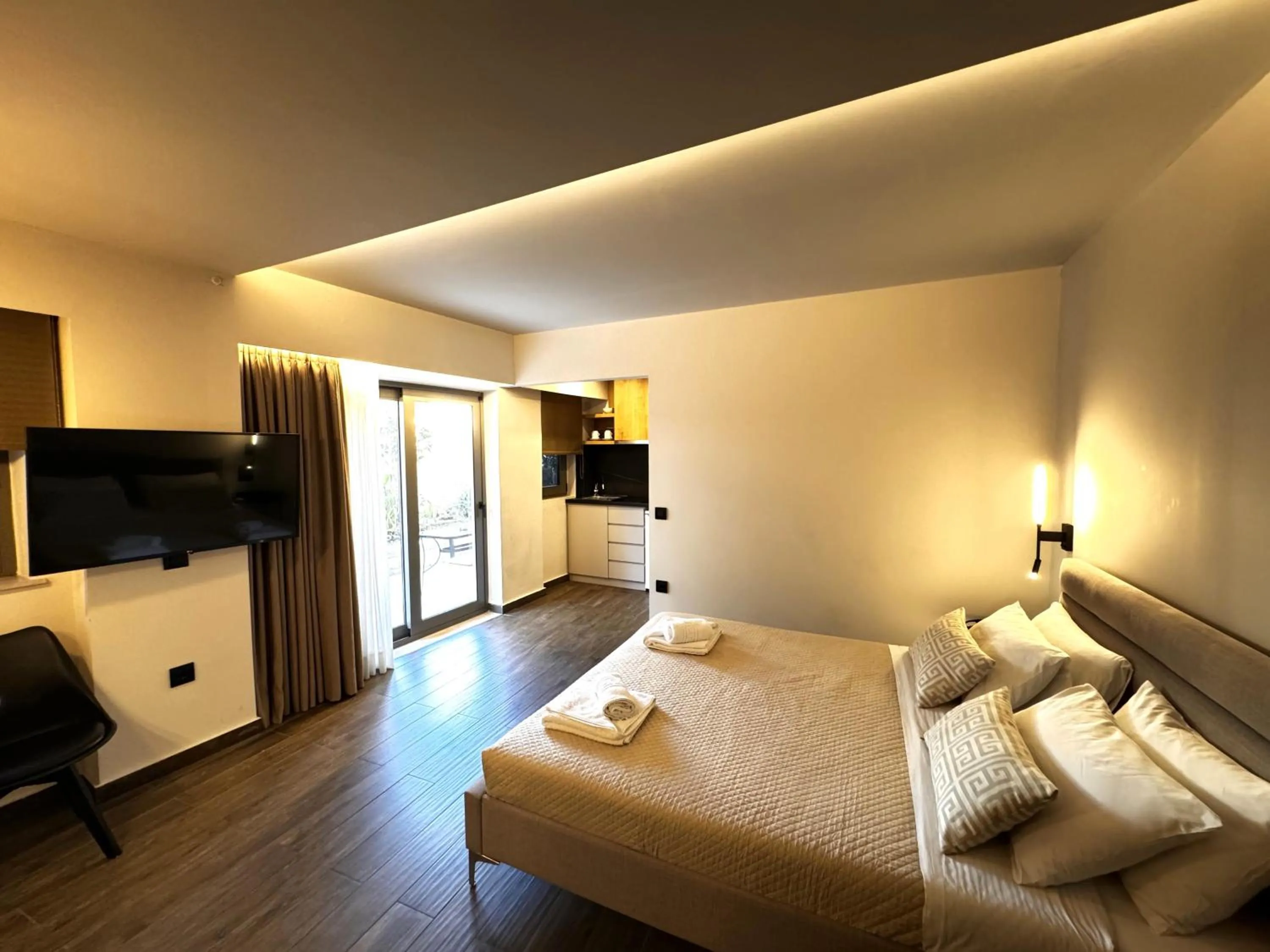 Bed in Elina Hotel Apartments