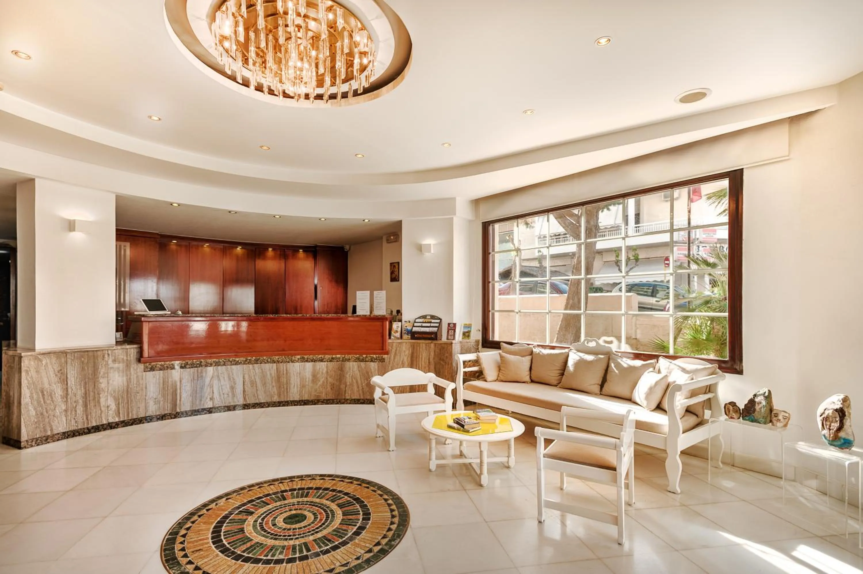 Lobby or reception in Elina Hotel Apartments