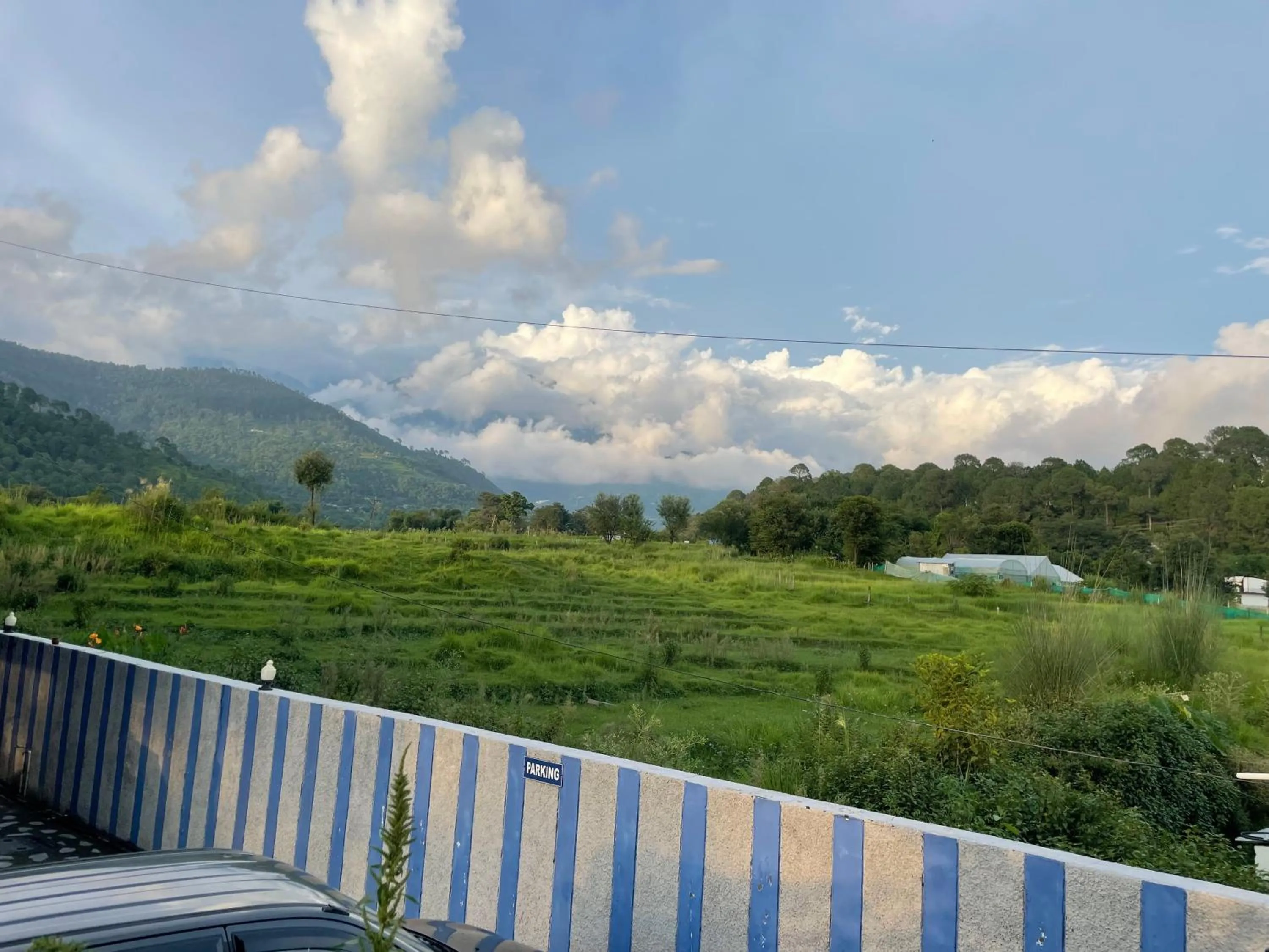 Mountain view in Himalayan Retreat