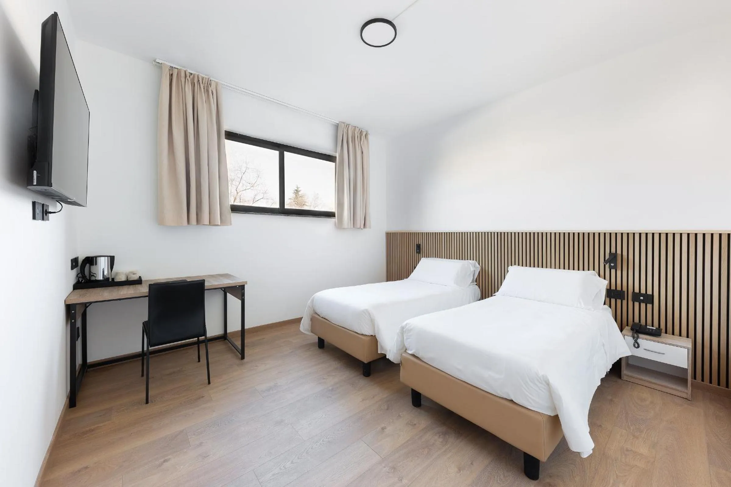 Bedroom, Bed in Moon Palace Hotel