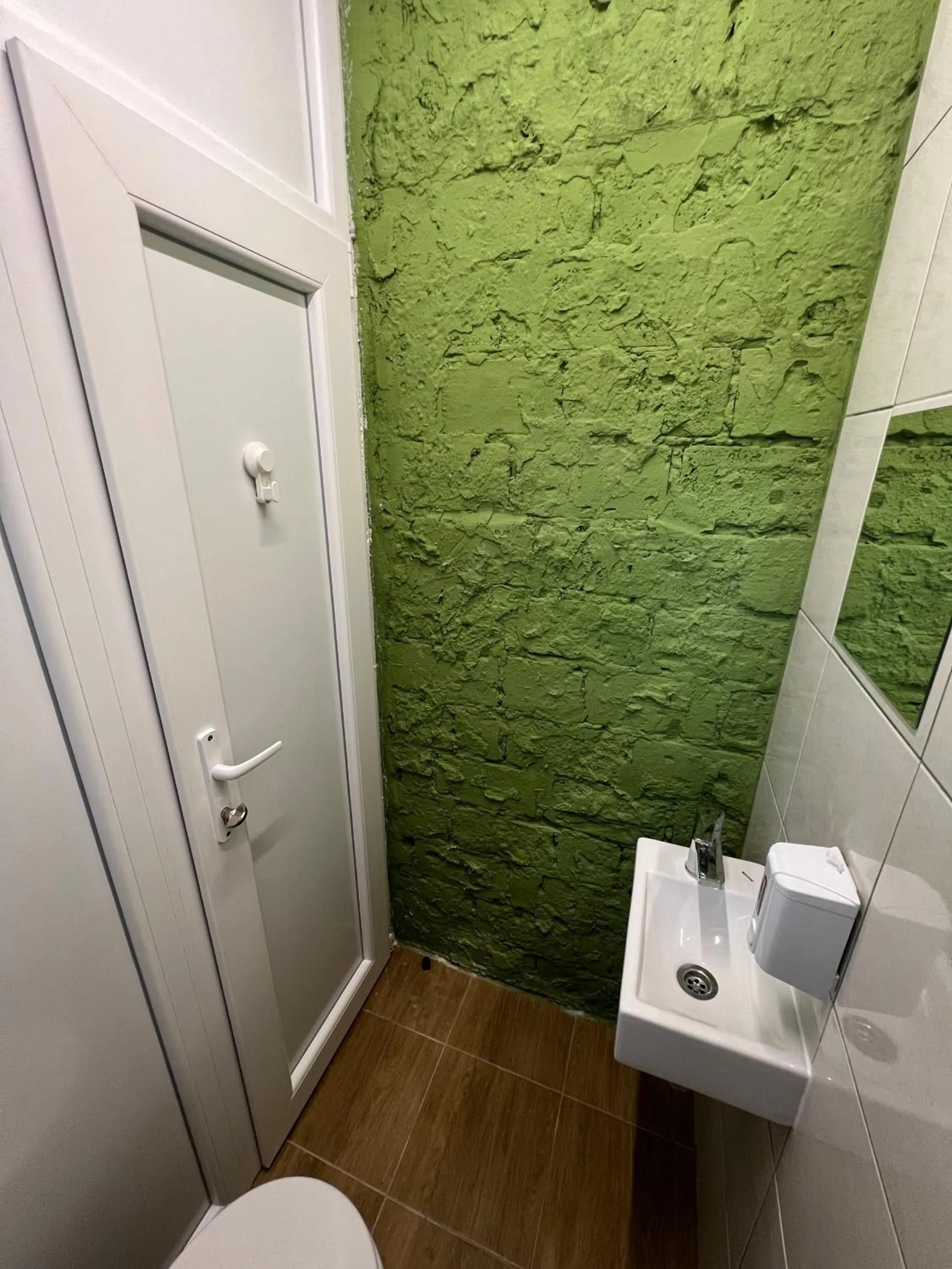 Bathroom in Cabbage Hostel