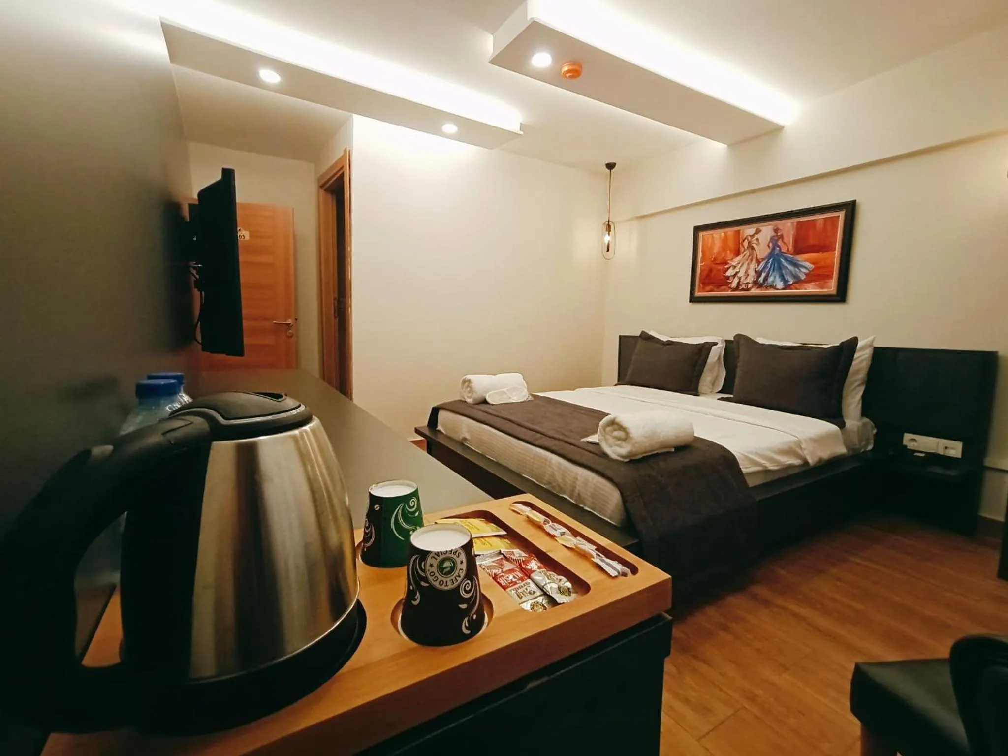 Bed in Kanarya Suite