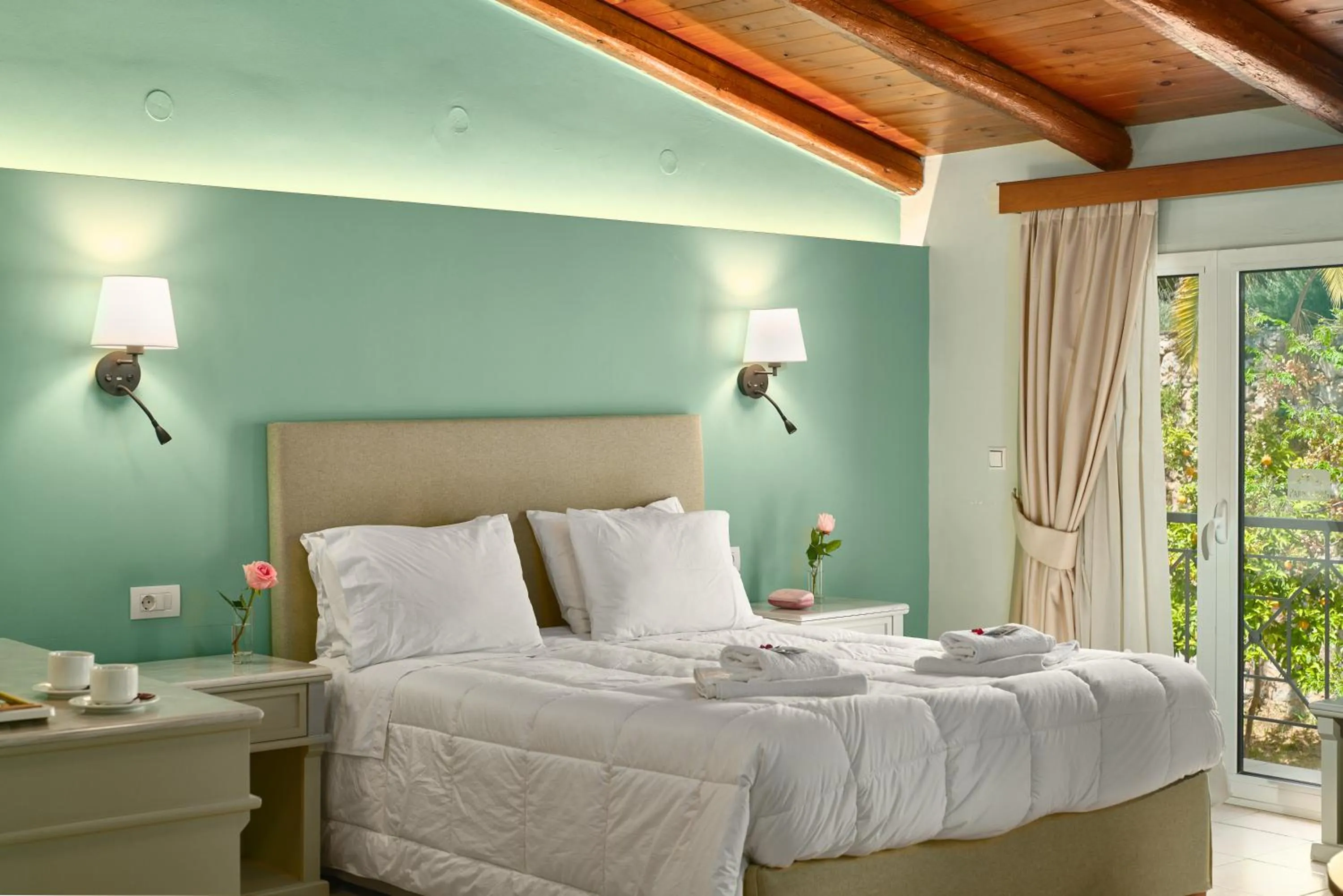 Bed in Parnassos Delphi Hotel