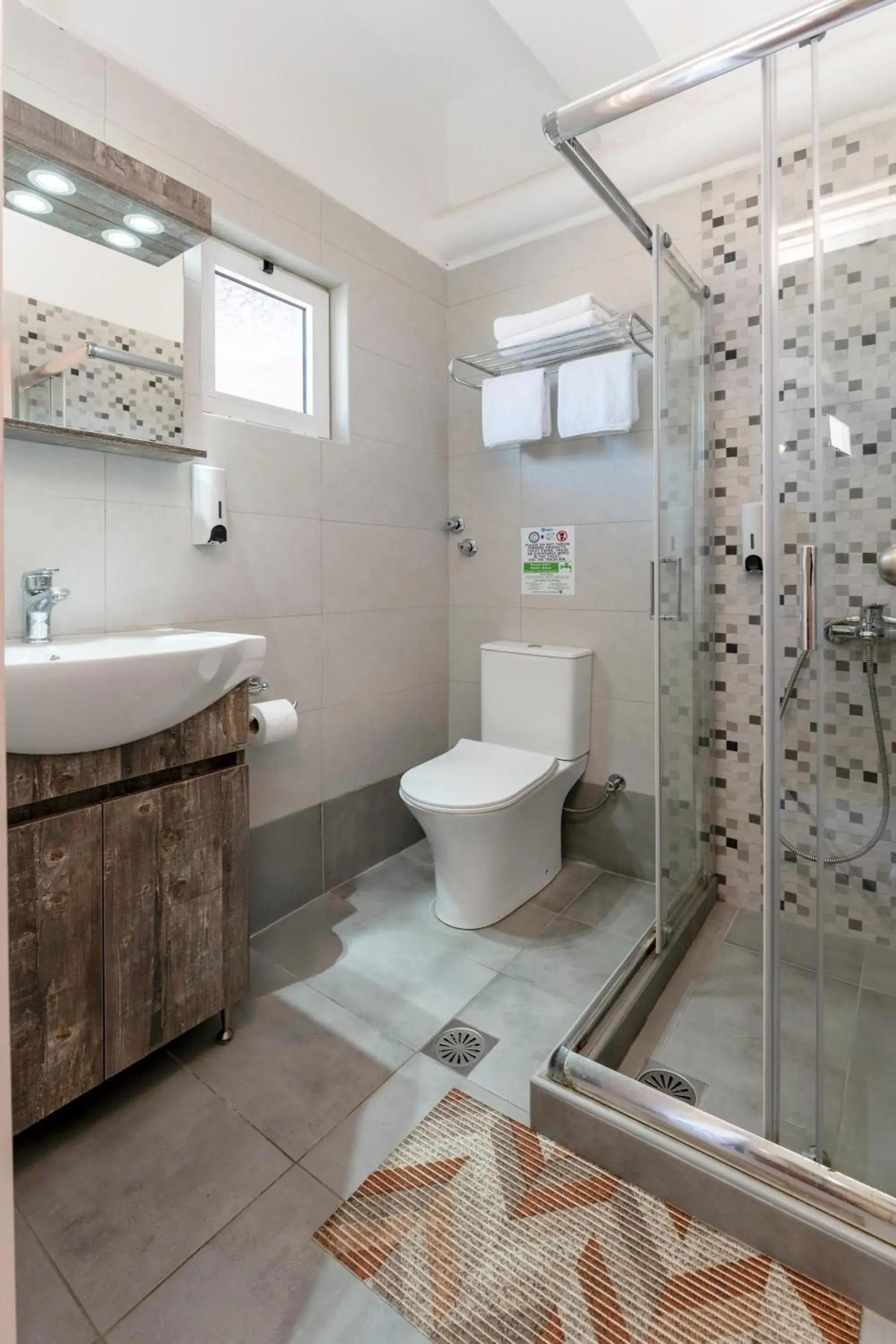 Standard Double Room (2 Adults + 1 Child) in Erato Hotel Standard Double Room (2 Adults + 1 Child) in Erato Hotel