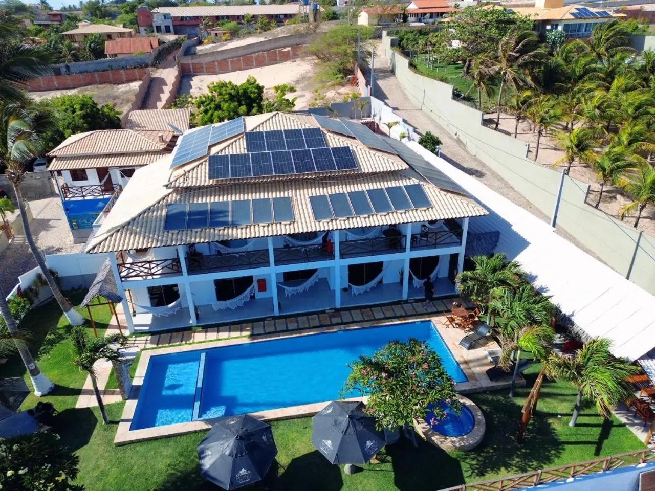 Property building in Milano Hotel Pousada Canoa Quebrada