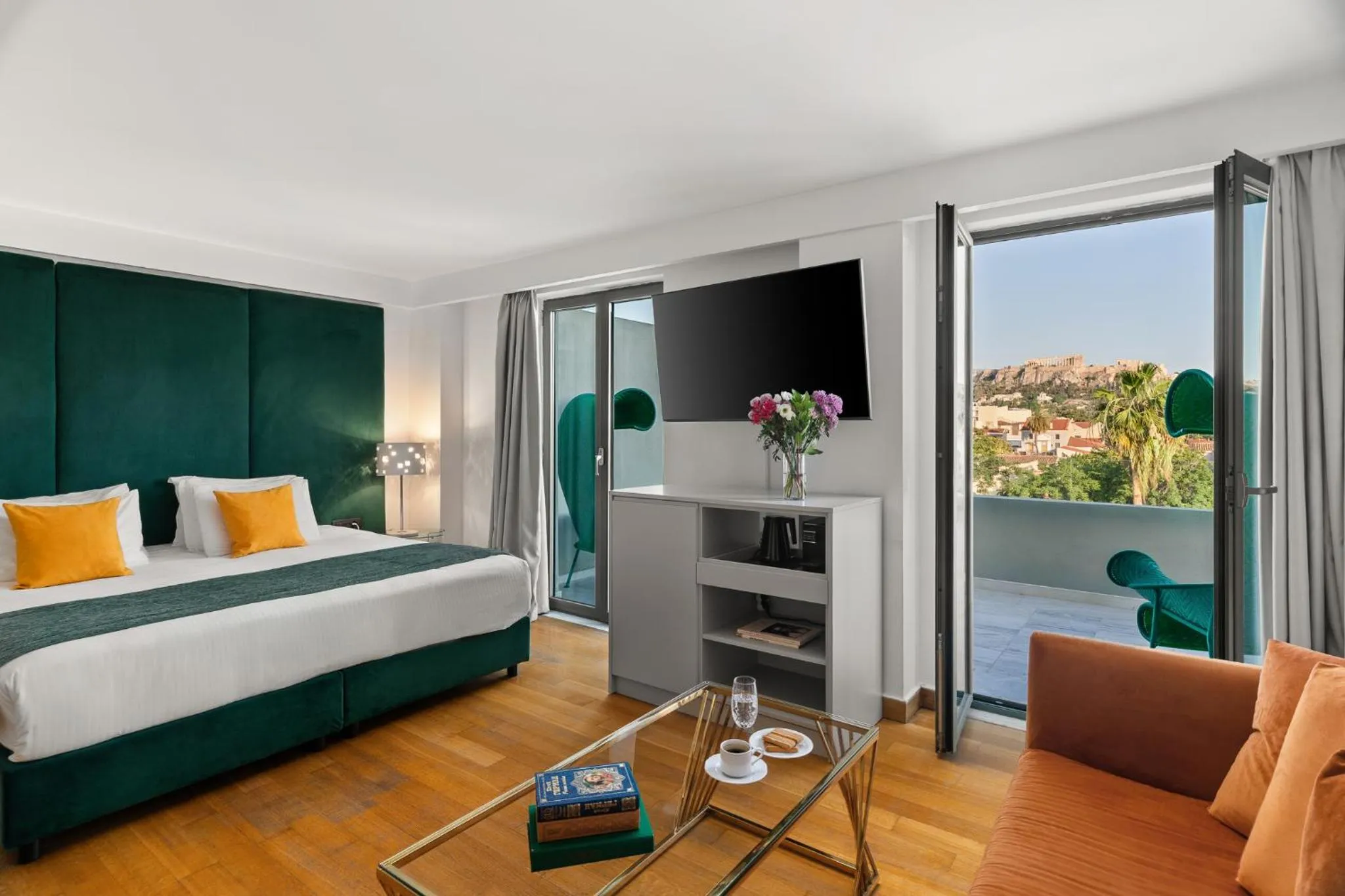 View (from property/room), Bed in Athenaeum Eridanus Luxury Hotel