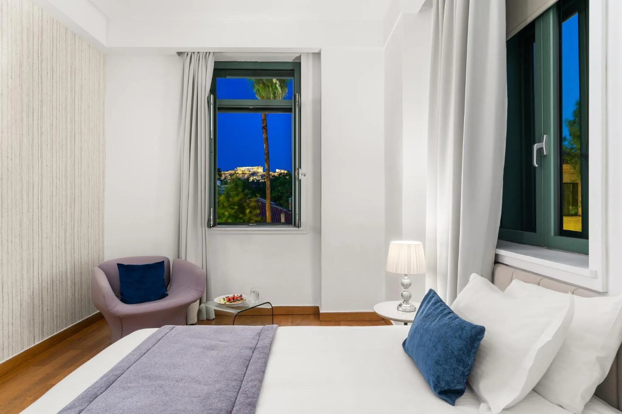 Bed in Athenaeum Eridanus Luxury Hotel