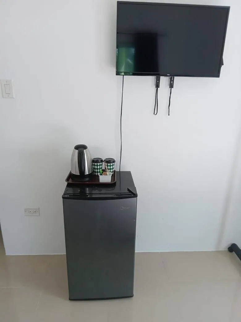 Coffee/tea facilities in Comfy Guest Rooms