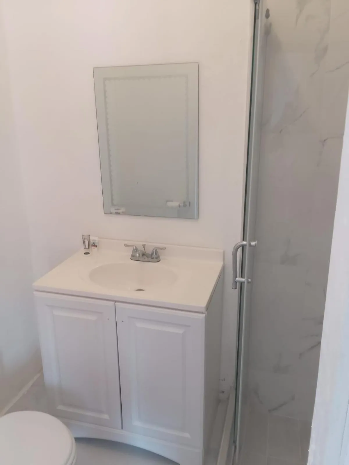 Bathroom in Comfy Guest Rooms