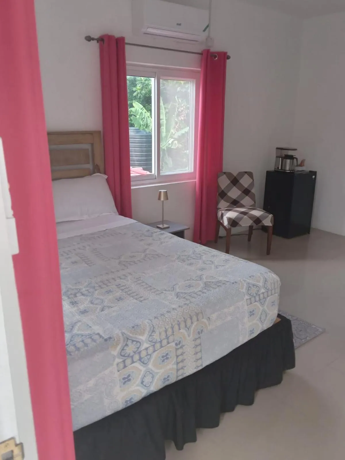 Bedroom, Bed in Comfy Guest Rooms