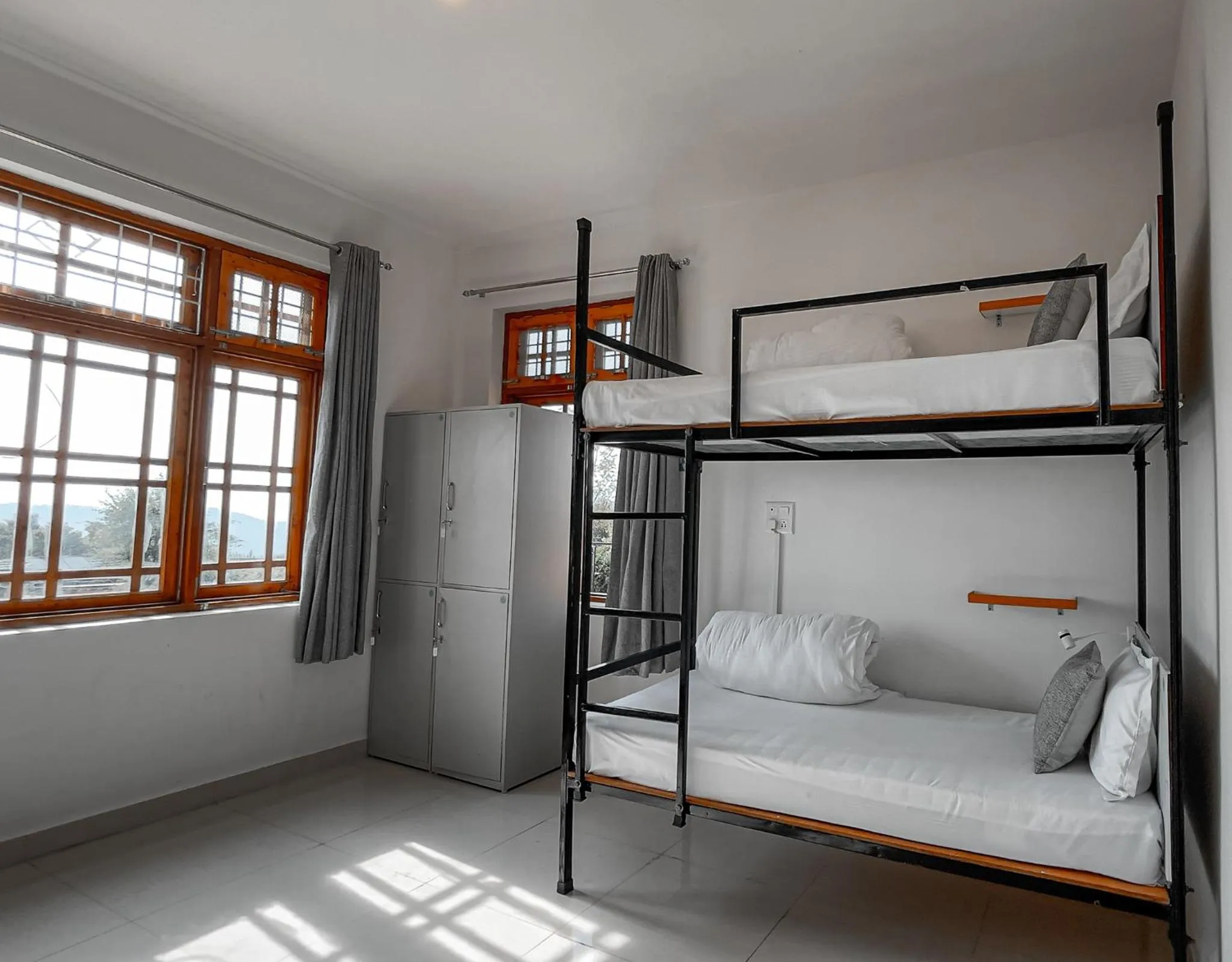 Bed in Flashpackers Bir - Rooms & Dorms