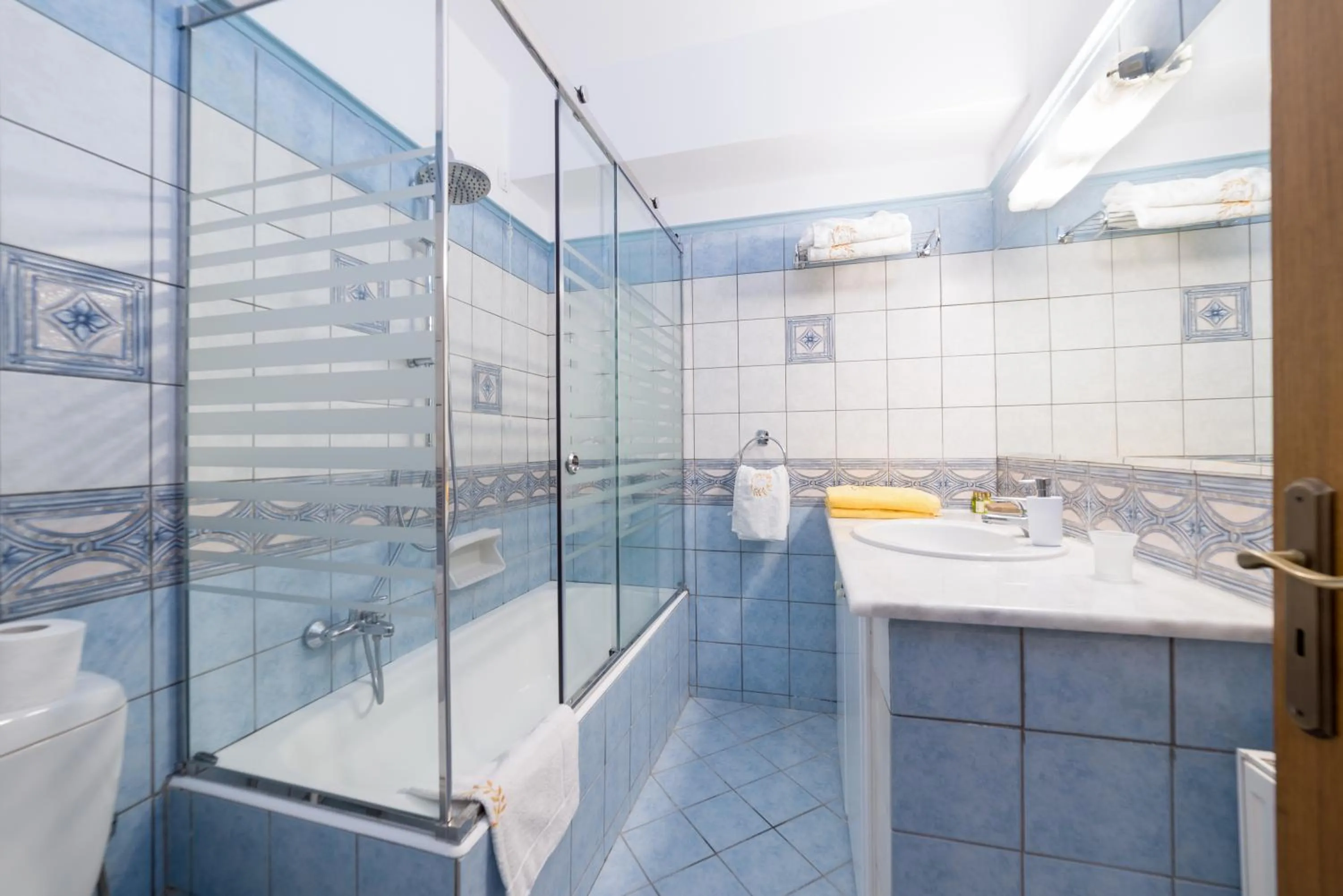 Bathroom in Andreolas Luxury Suites