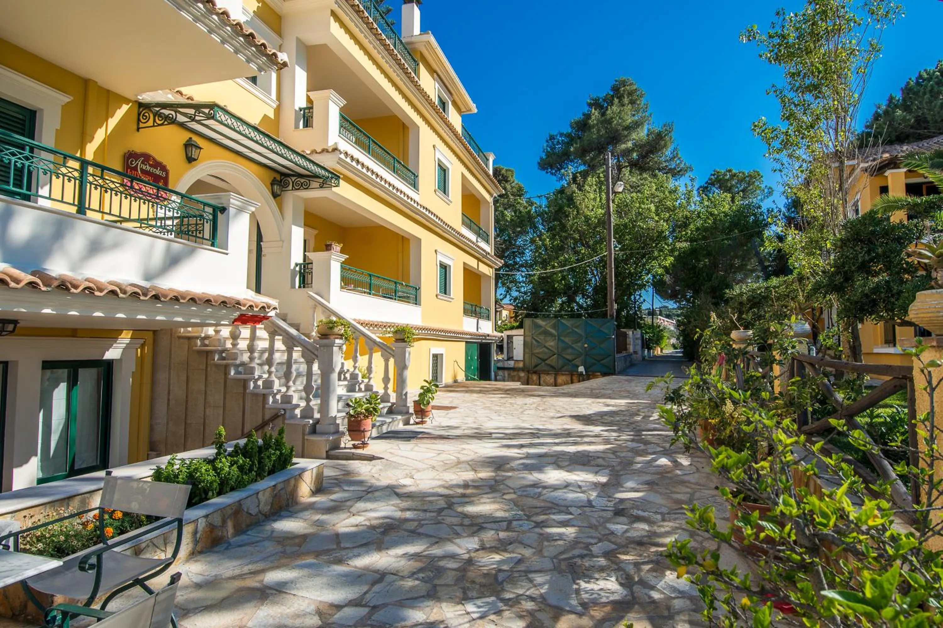 Facade/entrance in Andreolas Luxury Suites