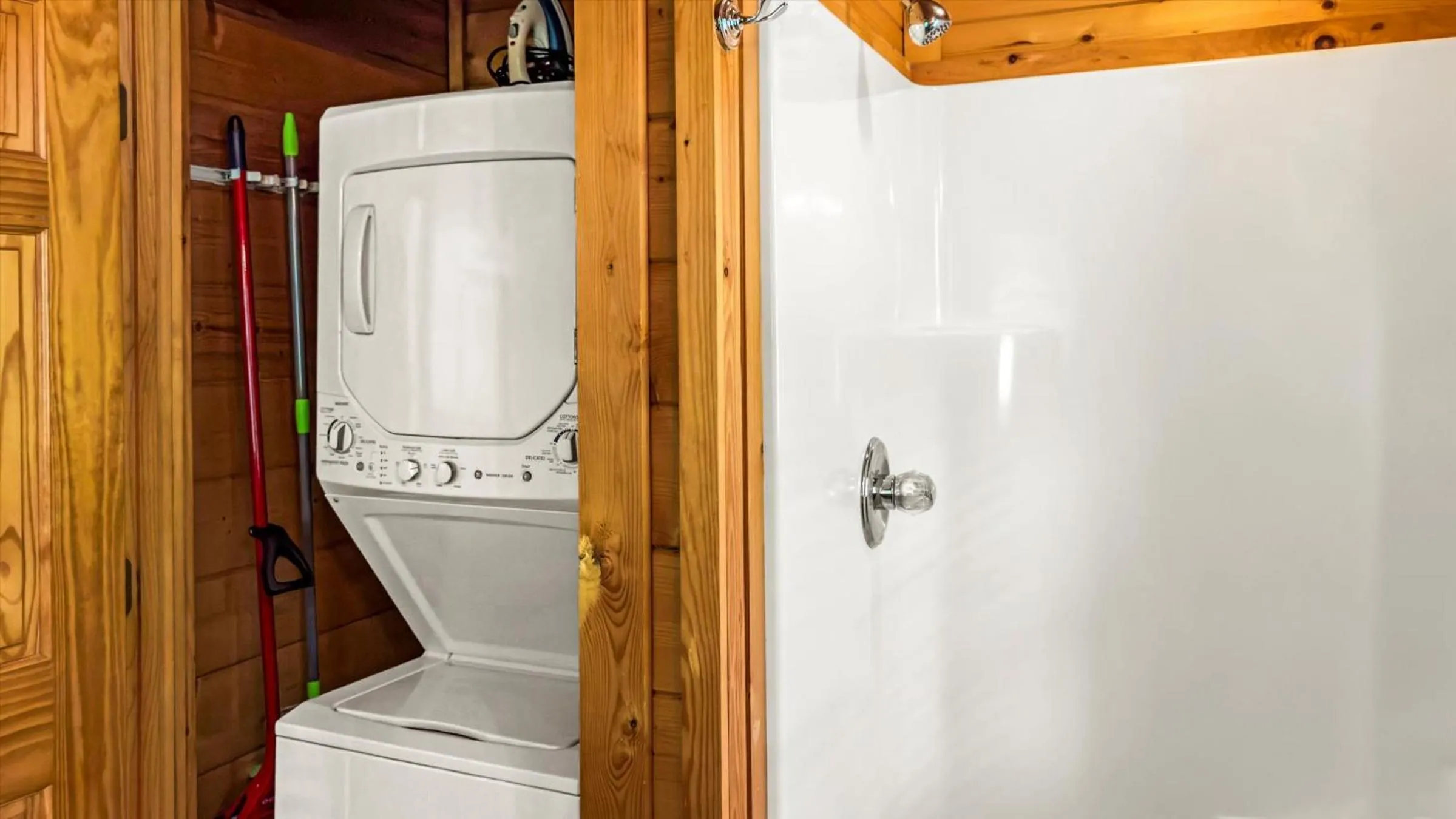 laundry in Love Me Tender Studio Cabin