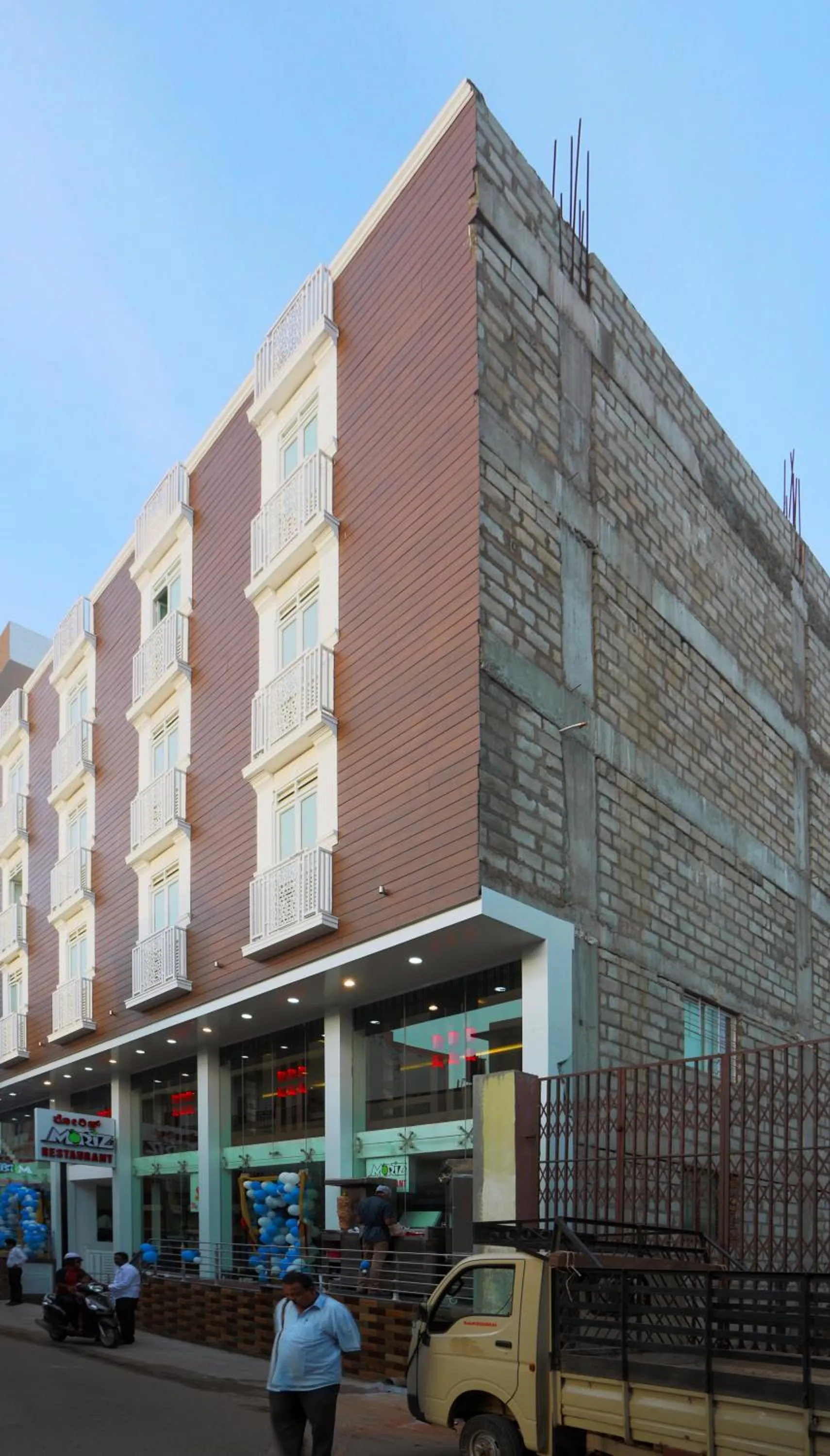 Property building in moriz inz