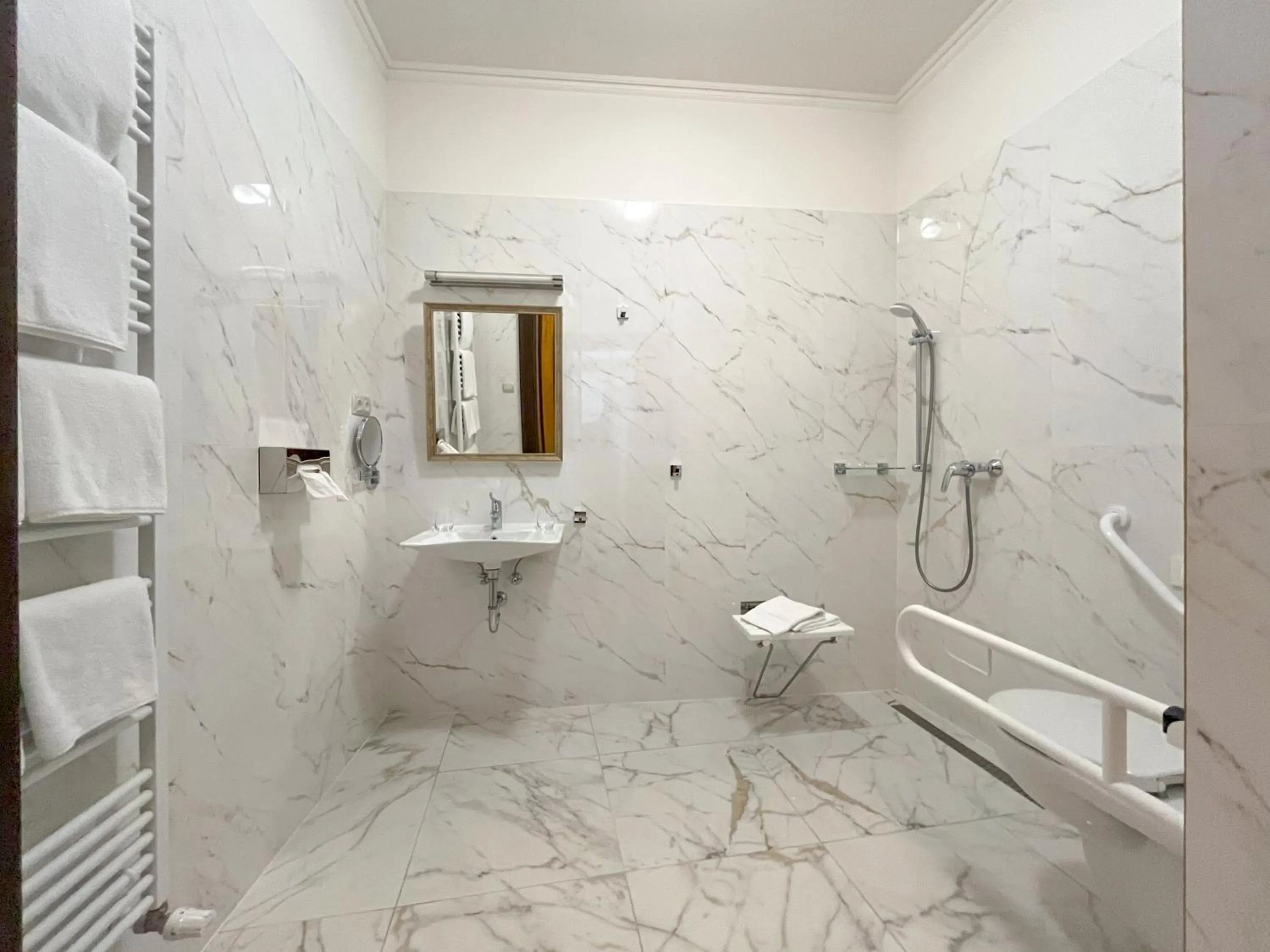 Bathroom in Boutique Hotel Gaia