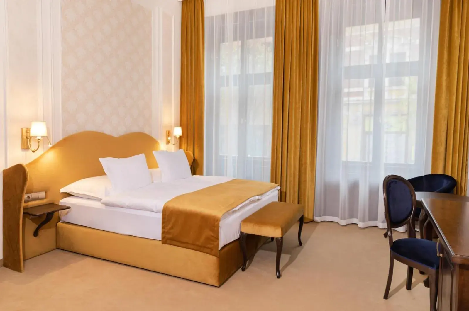 King Room - Disability Access in Boutique Hotel Gaia King Room - Disability Access in Boutique Hotel Gaia