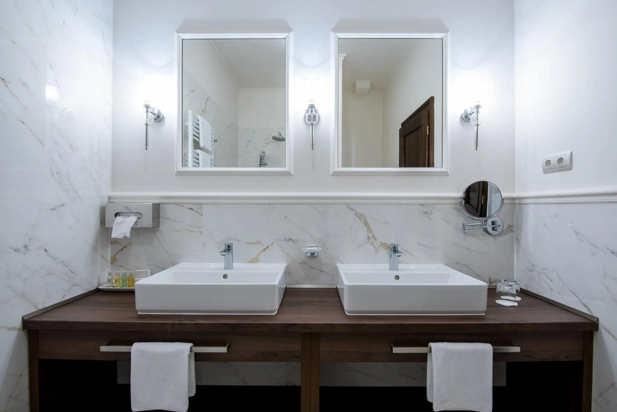 Shower in Boutique Hotel Gaia