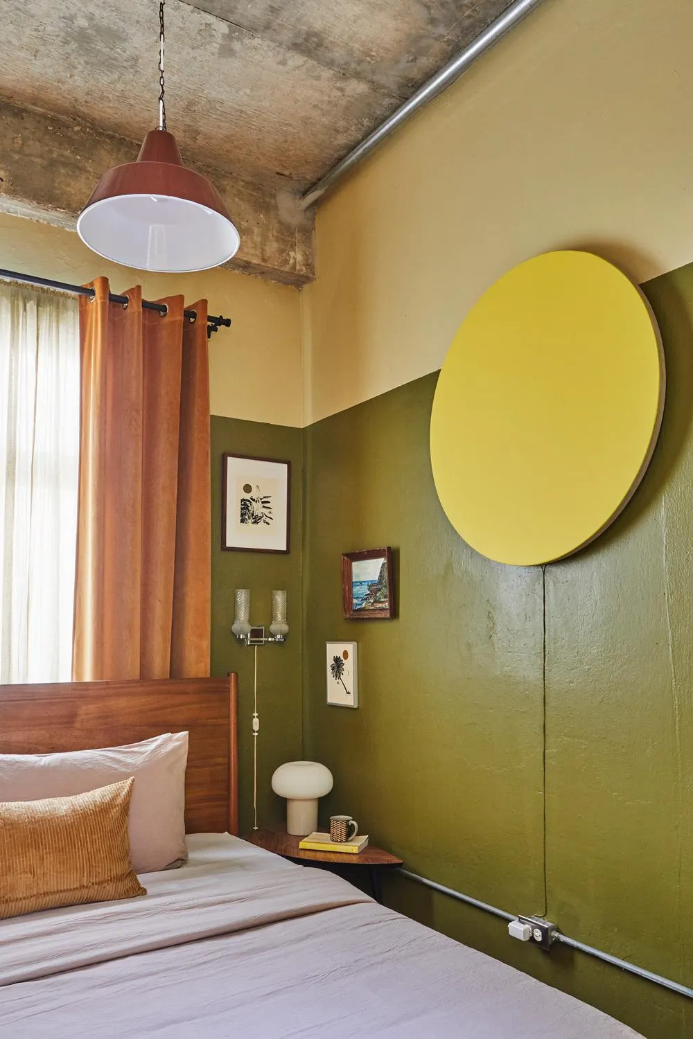 Bed in DADA JAJA by DW