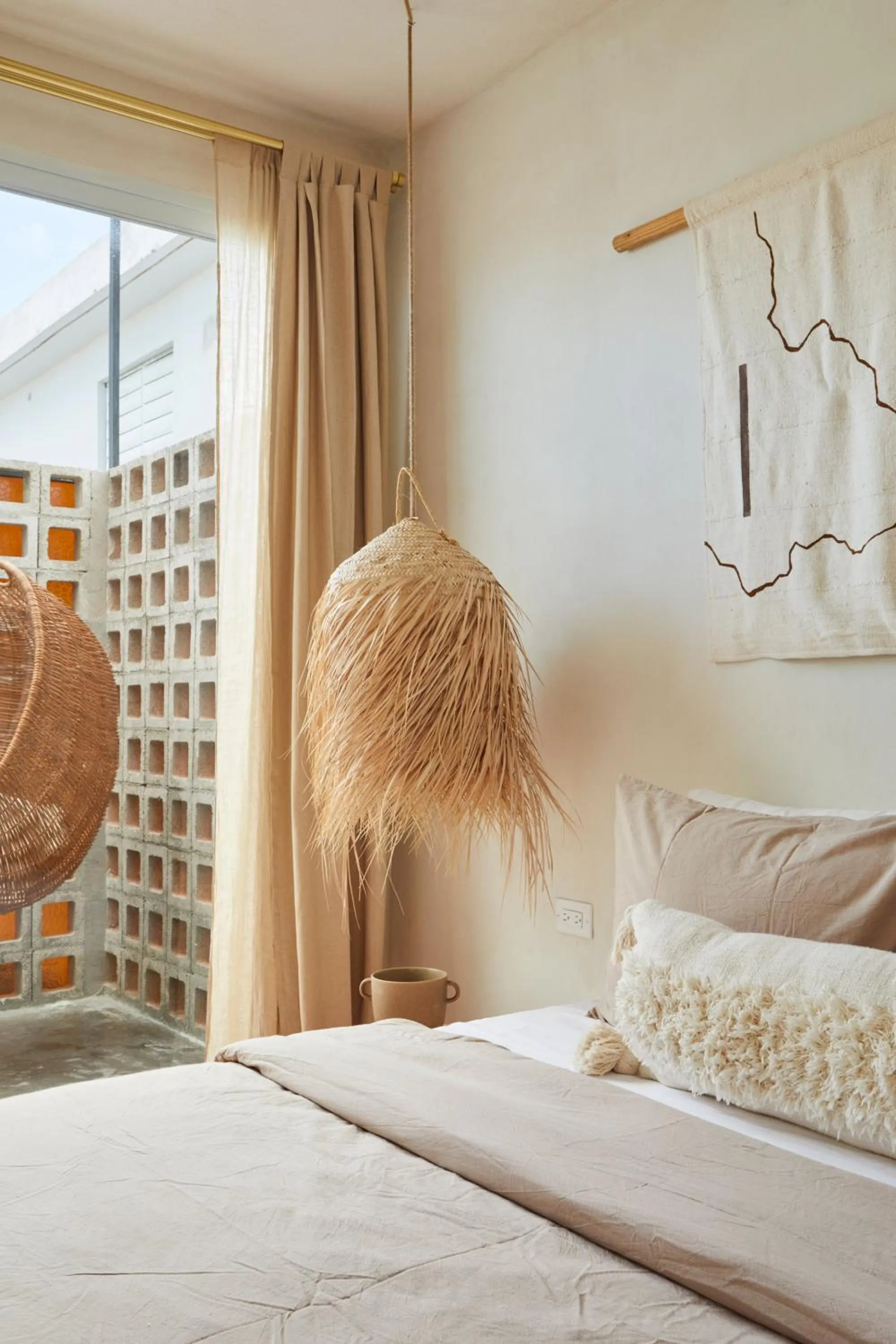 Bed in DADA JAJA by DW