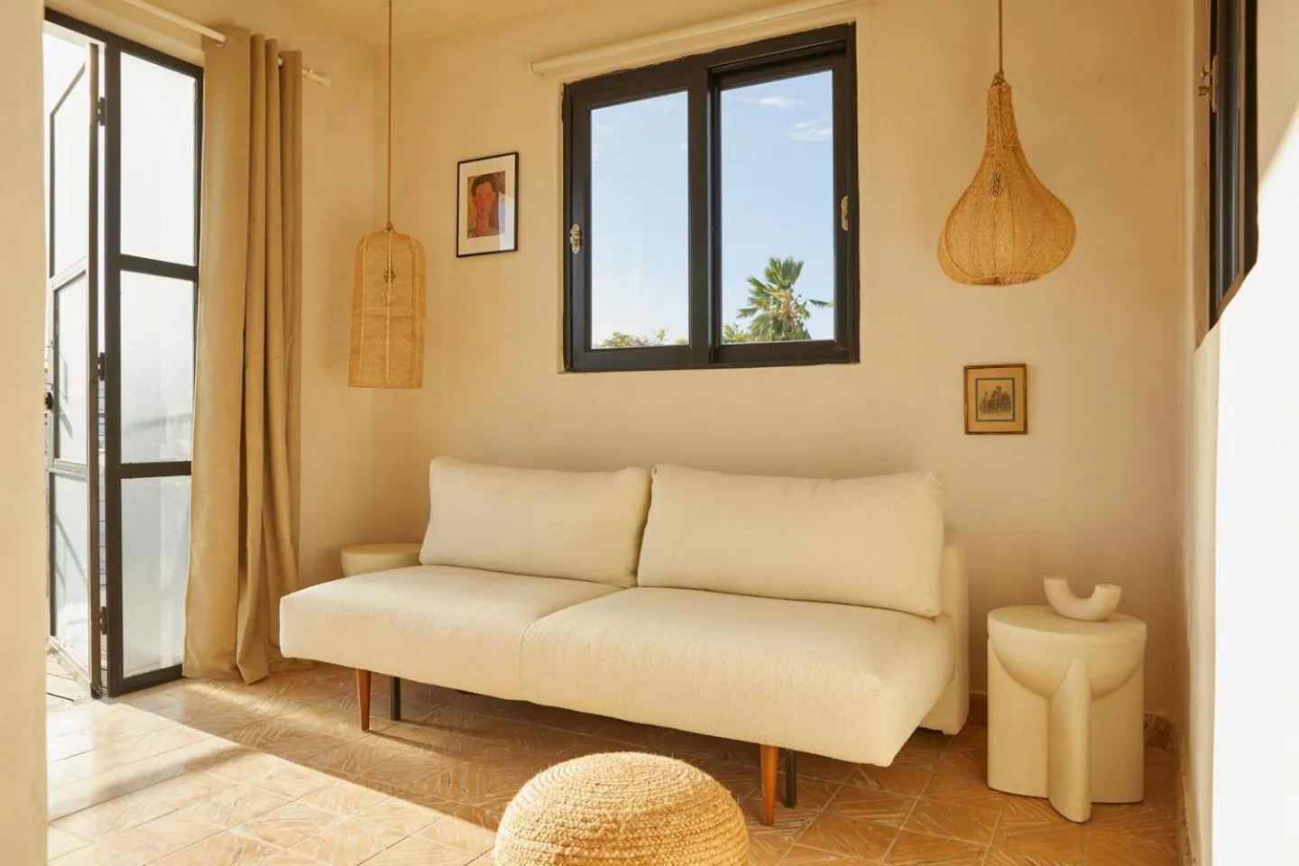 Seating area in DUNA by DW