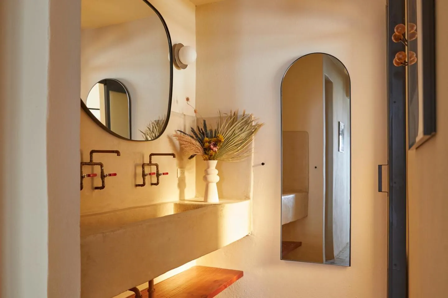 Bathroom in DUNA by DW