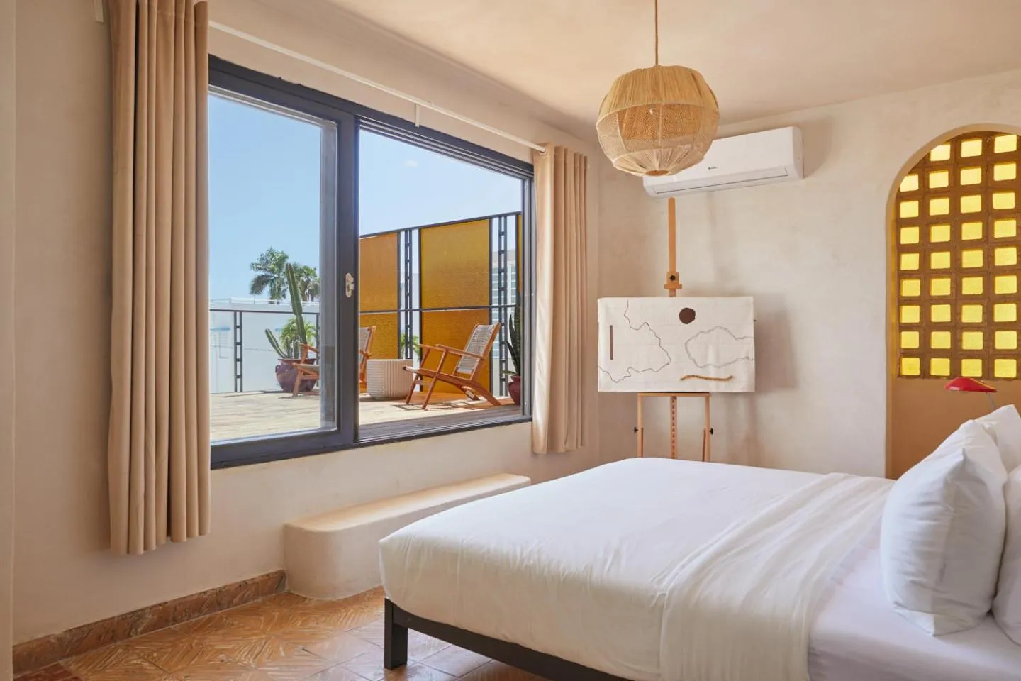 TV and multimedia, Bed in DUNA by DW