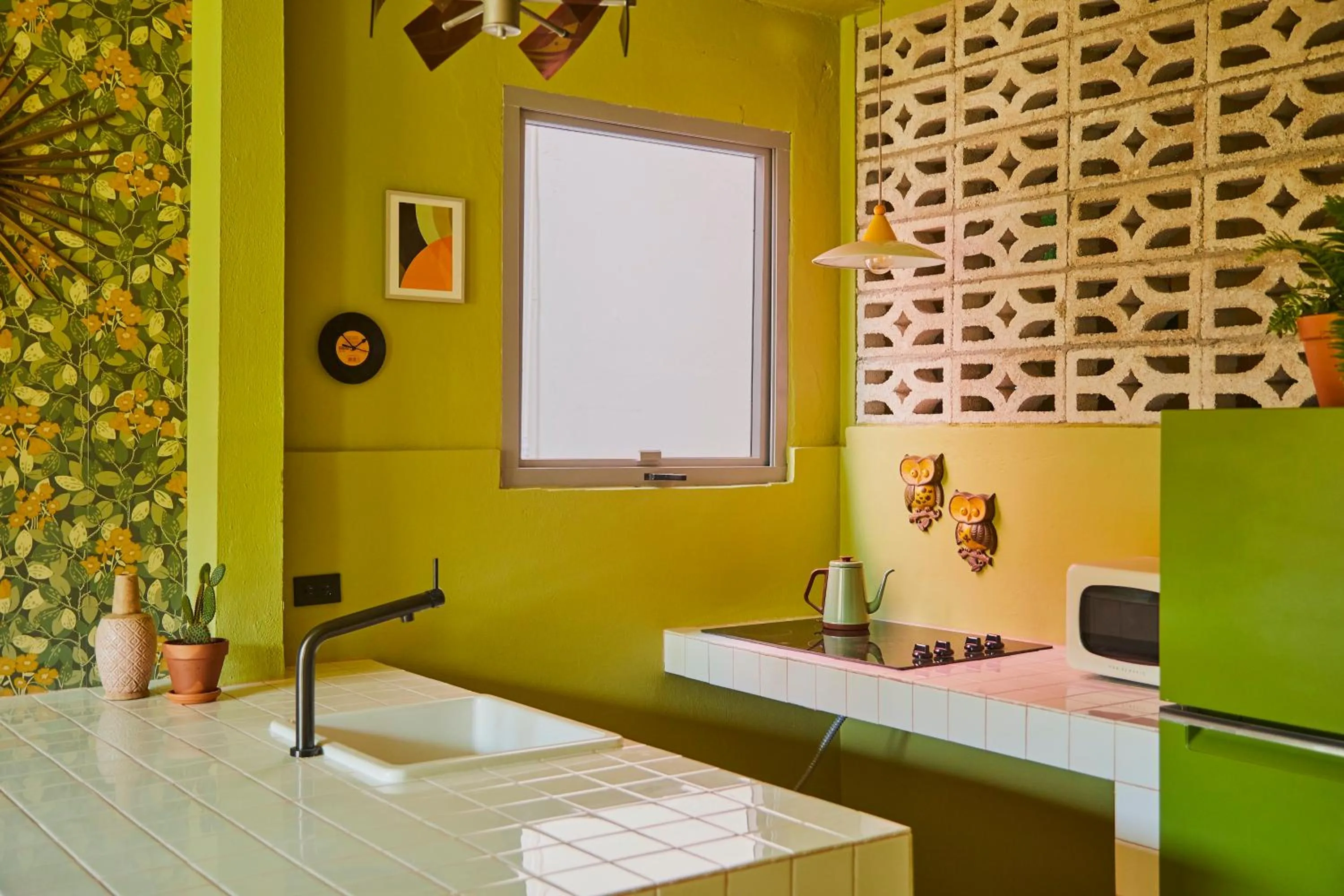 Kitchen or kitchenette in MOOD HAUS by DW - 70's Retro Stays
