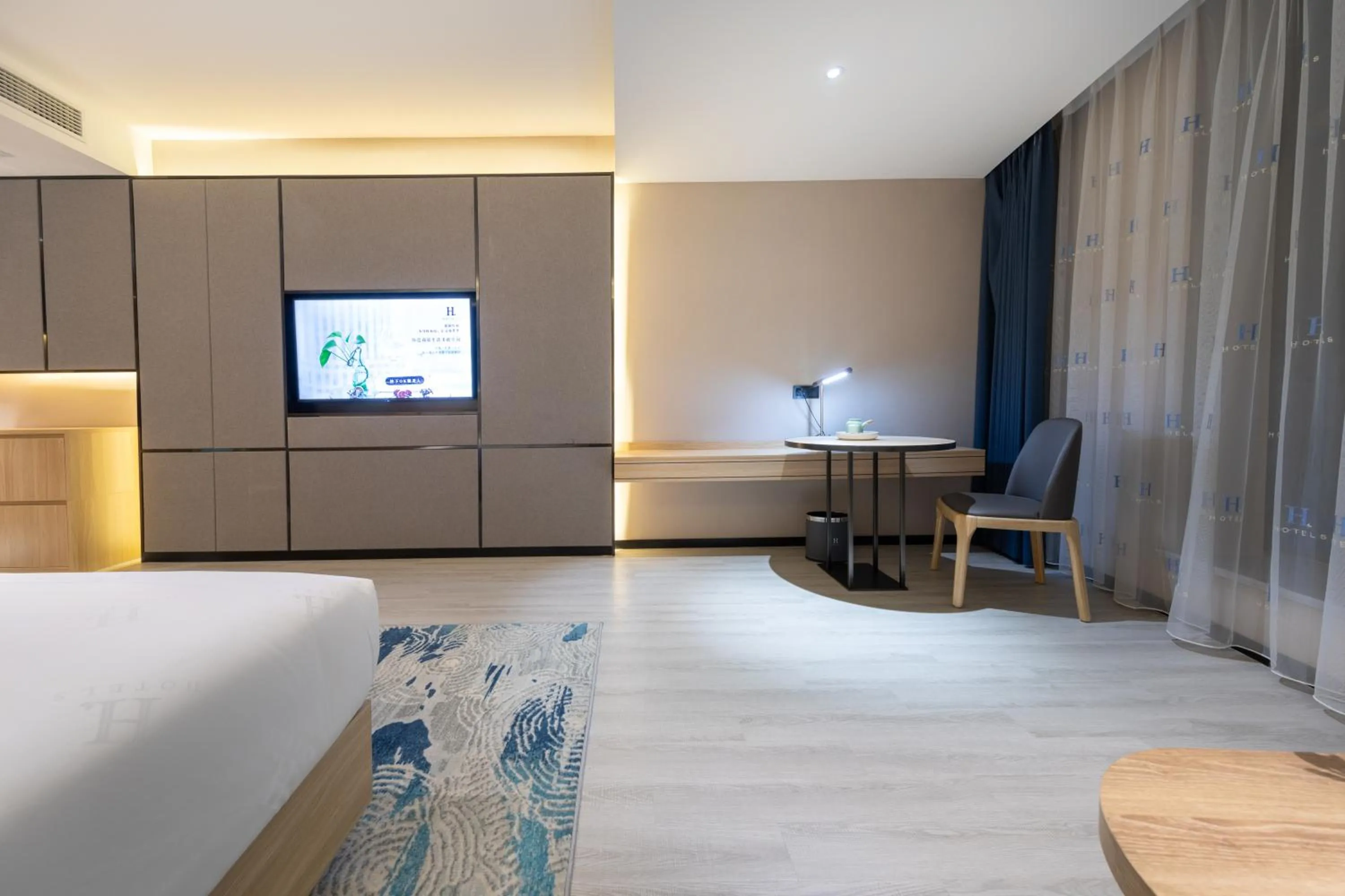 Bedroom, Bed in Ausotel by Argyle Baiyun International Airport Renhe Metro Exit B