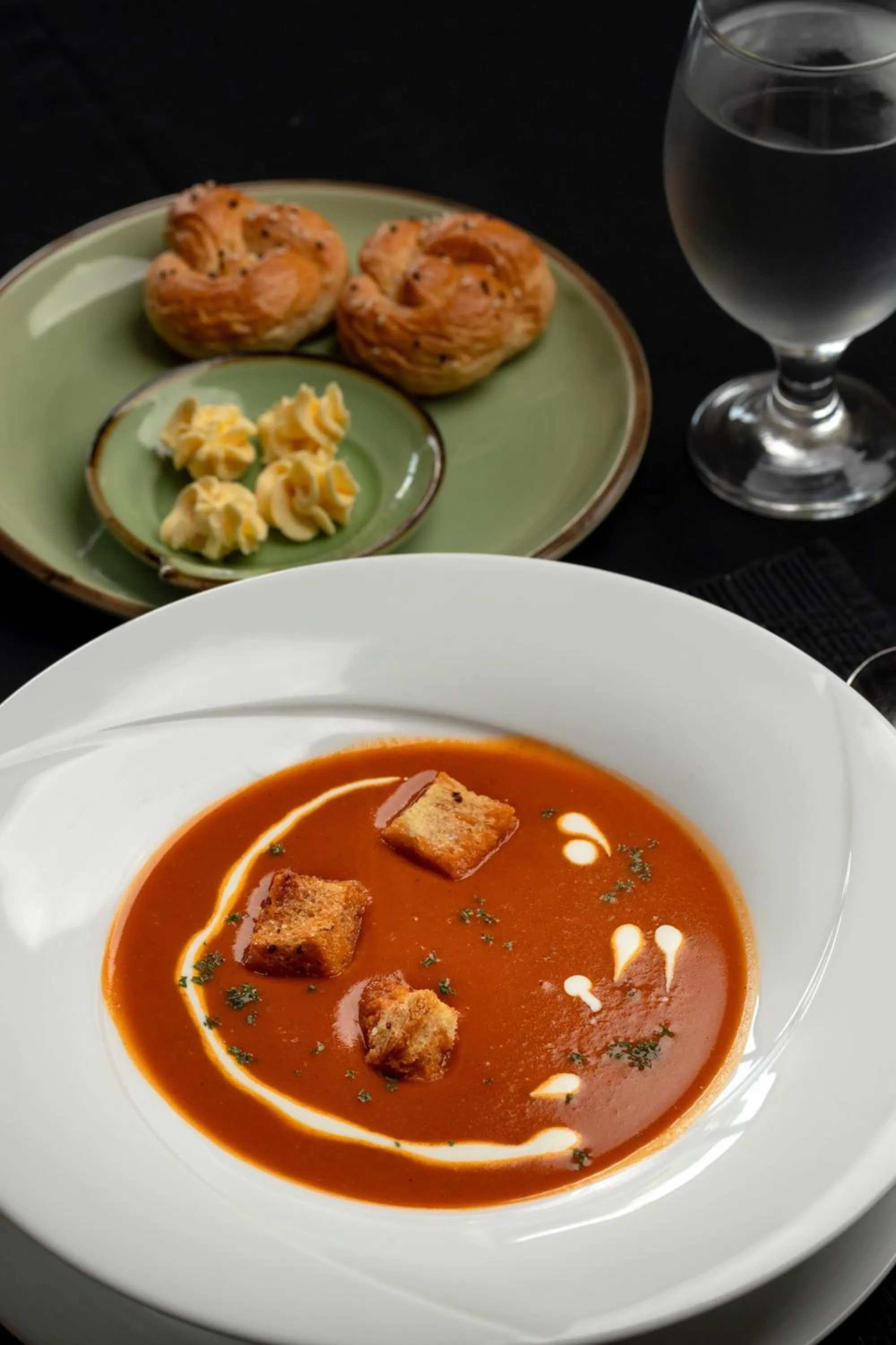 Food in Lake Avenue Hotel Kandy