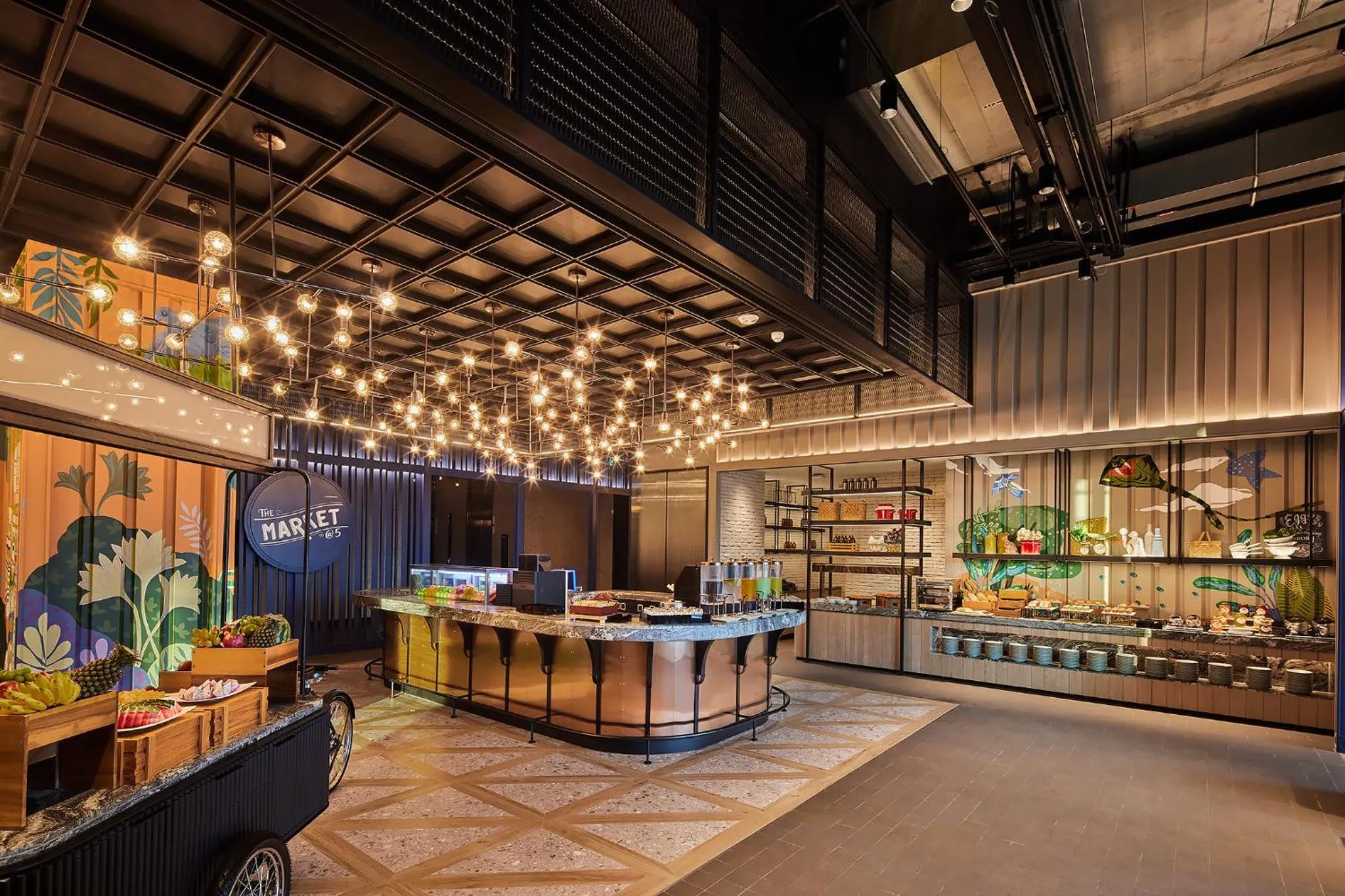 Restaurant/places to eat in Eastin Grand Hotel Phayathai